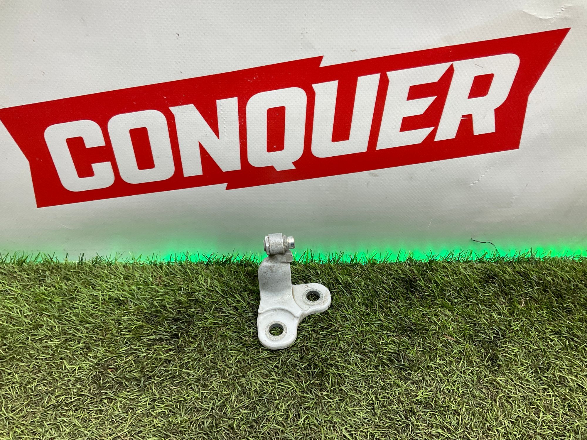 Петля двери правой задней Land Rover Defender II L663 2023, 5000 рублей, Москва