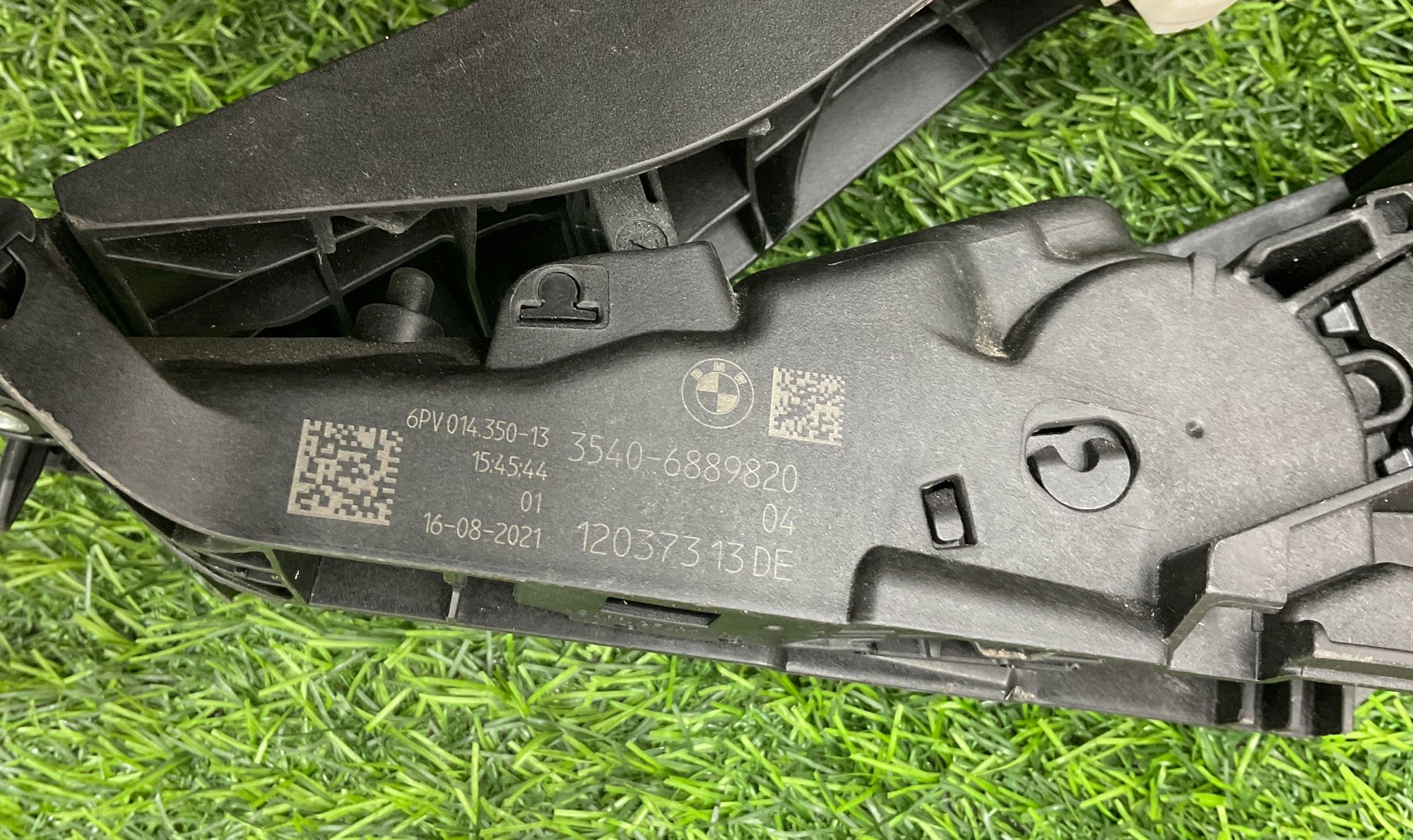 https://ycs.partsauto.market/partsauto-images/thmbs/userImages/h353NjtZg3VDP19b5HMt7LlpbQ93/part/769753a9-c41f-4122-b95c-add760319dd4_1734338766793.jpg