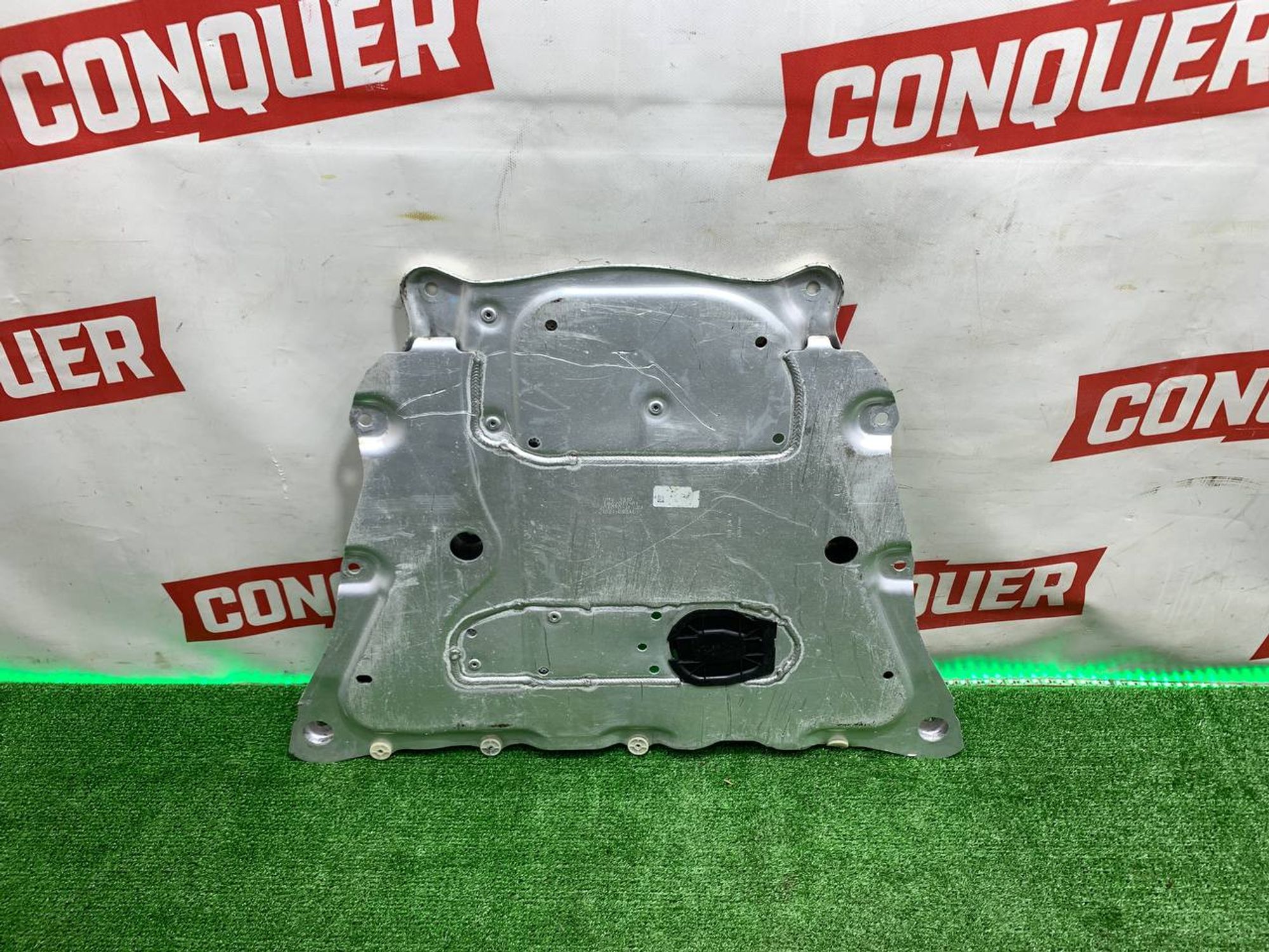 https://ycs.partsauto.market/partsauto-images/thmbs/userImages/h353NjtZg3VDP19b5HMt7LlpbQ93/part/76da13ad-acf2-4294-ae4c-a22a31800ce0_1719403243346.jpg