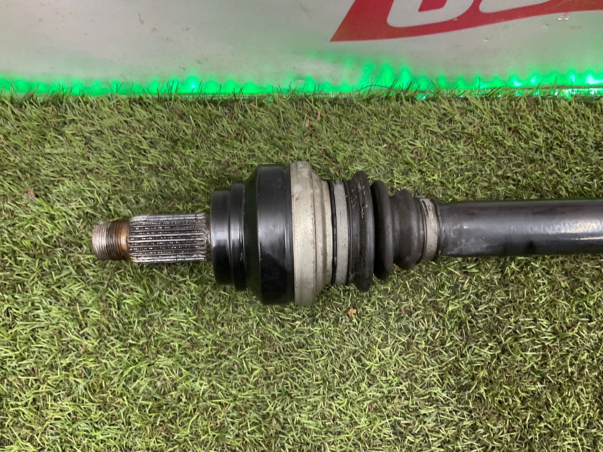 Приводной вал колеса задний правый BMW 6 серия, F06/F13/F12 рестайлинг, 7000 рублей, Москва