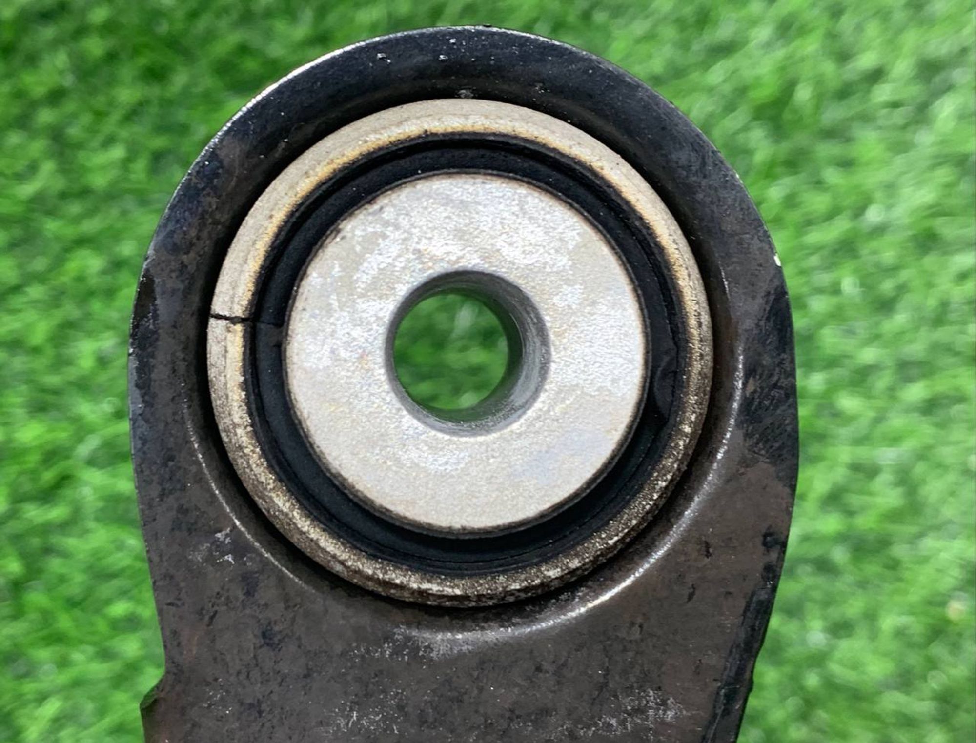 https://ycs.partsauto.market/partsauto-images/thmbs/userImages/h353NjtZg3VDP19b5HMt7LlpbQ93/part/77e80faa-ab7a-4bf6-acd0-4d1f7322c2b7_1732621280398.jpg