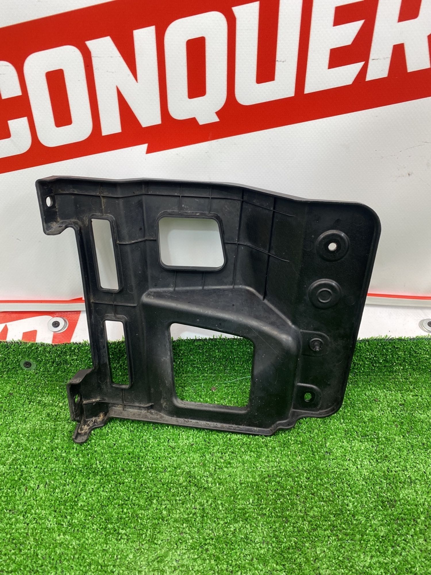 https://ycs.partsauto.market/partsauto-images/thmbs/userImages/h353NjtZg3VDP19b5HMt7LlpbQ93/part/77fd2ab0-69f4-4c9d-80e1-5338344359f5_1741866190040.jpg