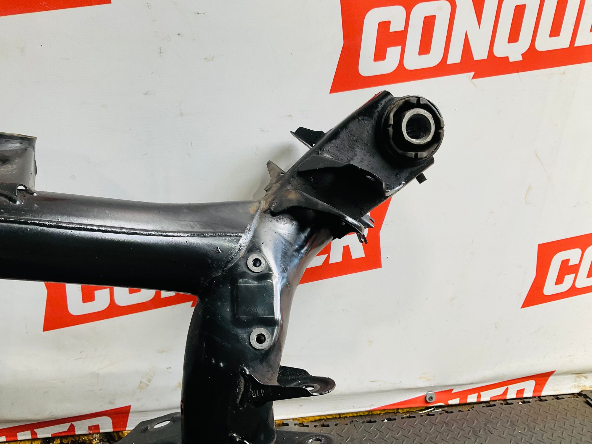 https://ycs.partsauto.market/partsauto-images/thmbs/userImages/h353NjtZg3VDP19b5HMt7LlpbQ93/part/784a3c3a-ec9b-402f-9352-b13c01df0273_1781617327675.jpg