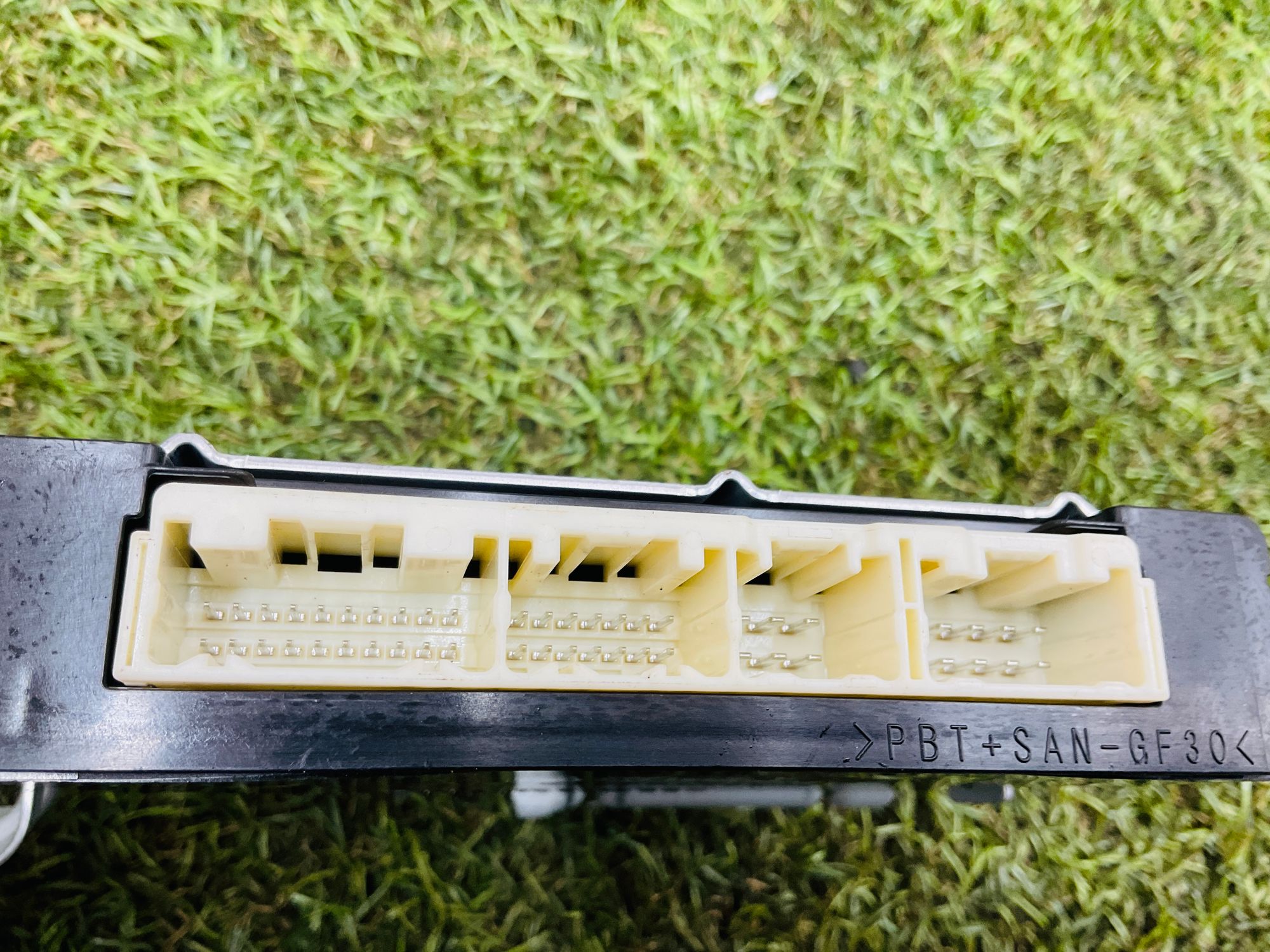 https://ycs.partsauto.market/partsauto-images/thmbs/userImages/h353NjtZg3VDP19b5HMt7LlpbQ93/part/7893989e-5672-4156-85a6-46010ca44020_1779722255035.jpg