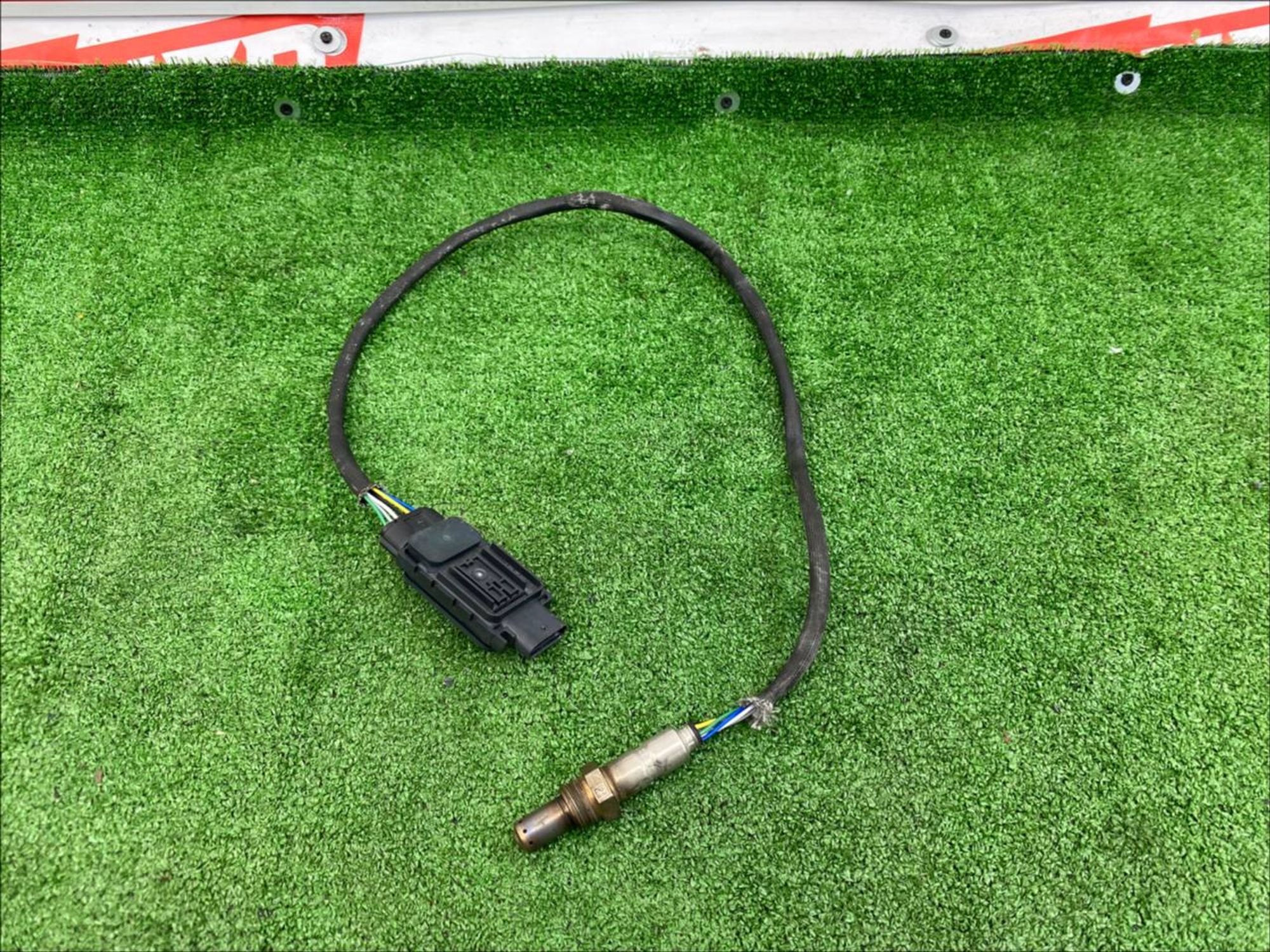 https://ycs.partsauto.market/partsauto-images/thmbs/userImages/h353NjtZg3VDP19b5HMt7LlpbQ93/part/78af1bbc-d8a3-4b6b-bfe5-bf7859ceb556_1744209107272.jpg