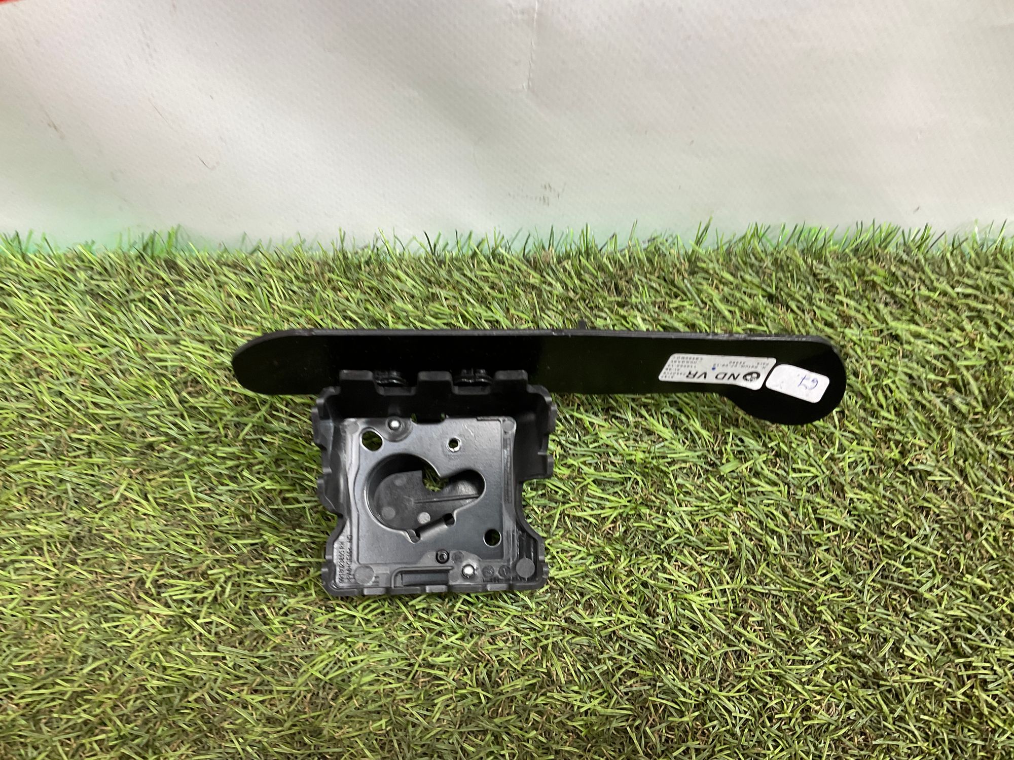 Крепление разделительной сетки правый передний BMW 3 G21, 1500 рублей, Москва