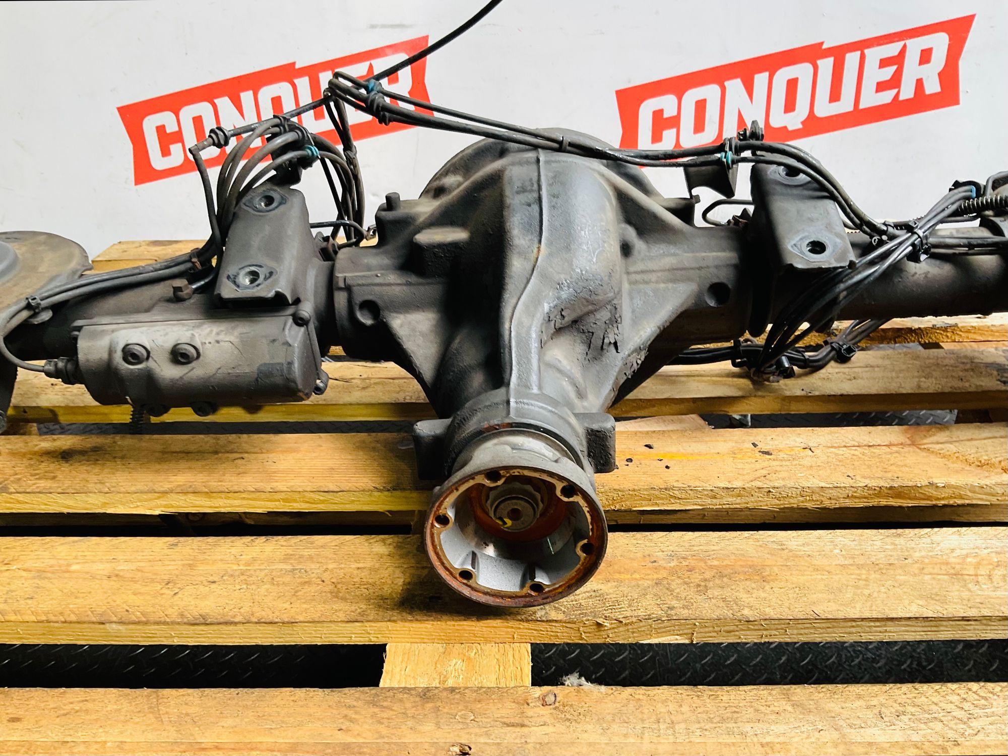 https://ycs.partsauto.market/partsauto-images/thmbs/userImages/h353NjtZg3VDP19b5HMt7LlpbQ93/part/79e4b9b0-6f88-47cf-99fe-baedf89a6906_1789459811620.jpg