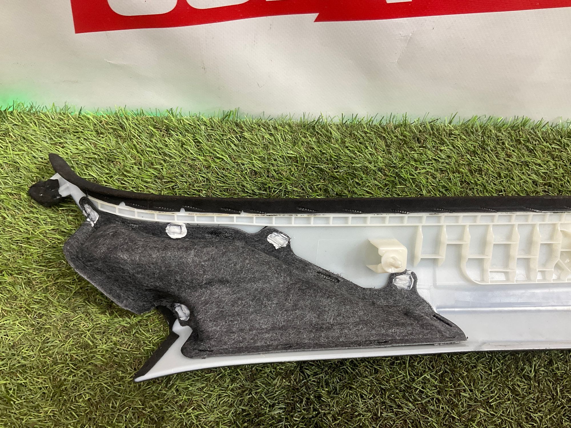 Накладка средней стойки правая BMW M8 F92 2019, 7000 рублей, Москва