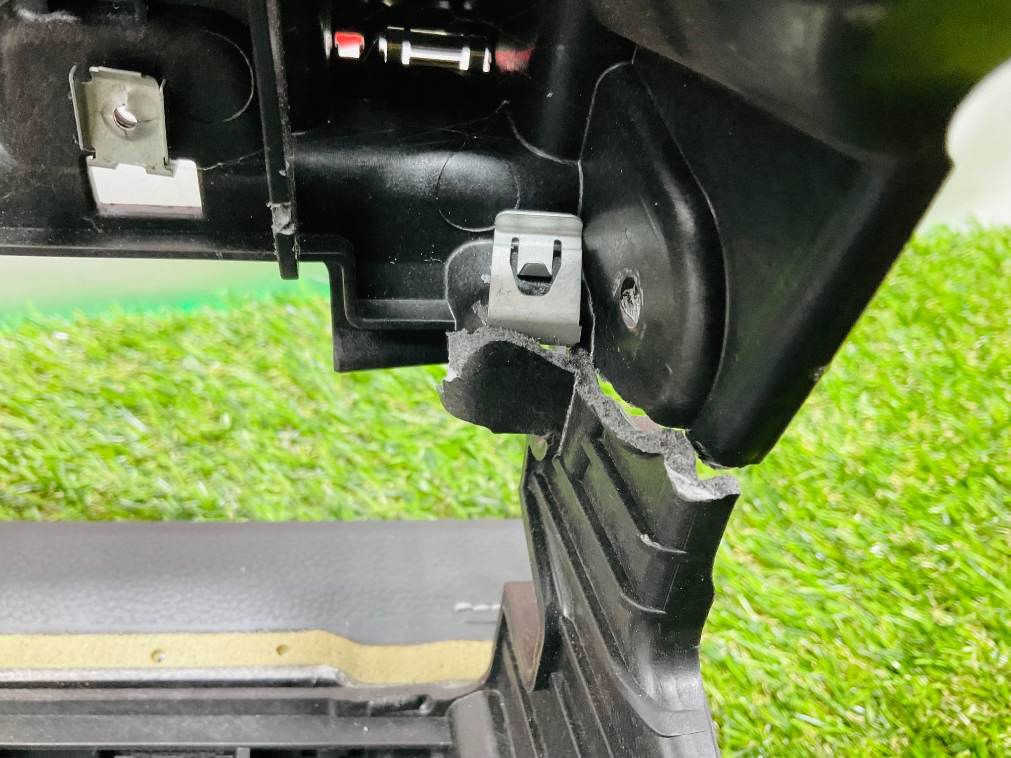 https://ycs.partsauto.market/partsauto-images/thmbs/userImages/h353NjtZg3VDP19b5HMt7LlpbQ93/part/7aeae951-91d4-4c7a-b909-d22d73c0cf7d_1787143138511.jpg