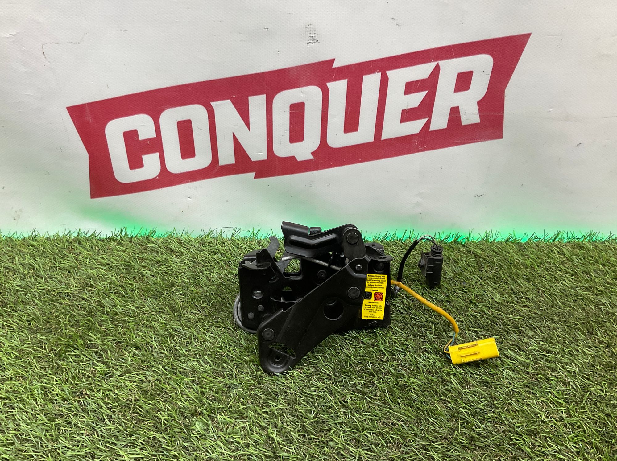 Замок капота BMW 5 серия, F10/F11/F07 рестайлинг, 2000 рублей, Москва