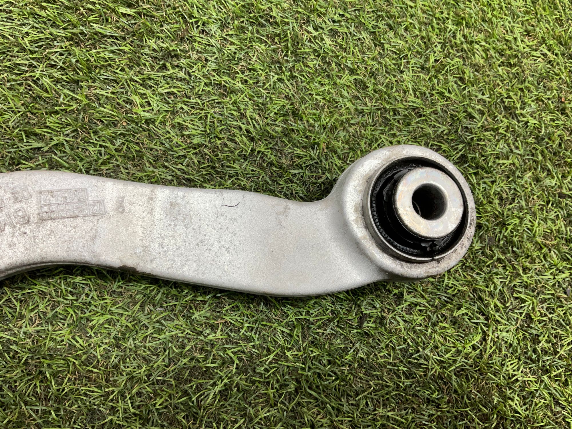 Рычаг задний поперечный верхний левый BMW 7 серия, F01/F02/F04, 1500 рублей, Москва