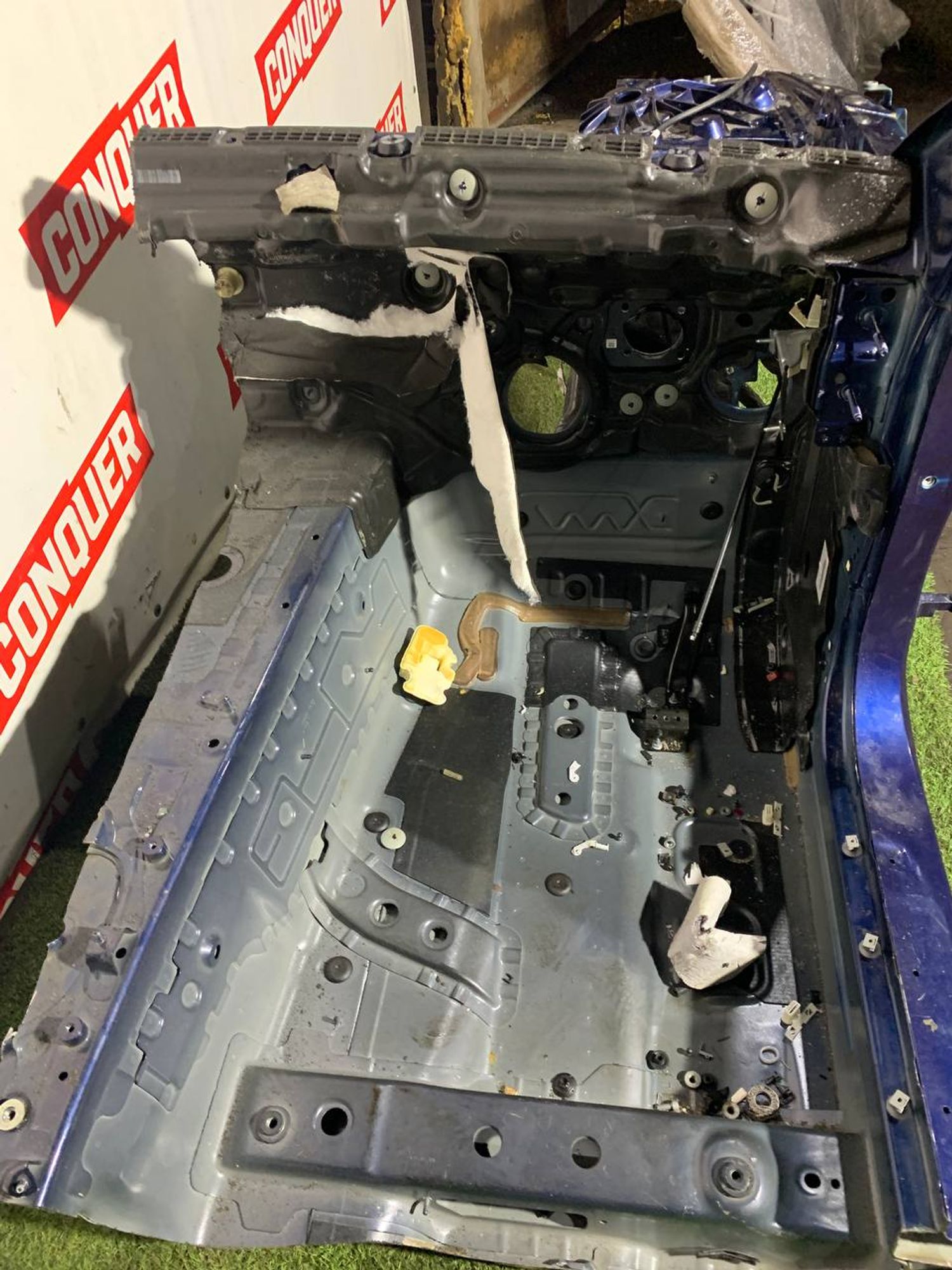 https://ycs.partsauto.market/partsauto-images/thmbs/userImages/h353NjtZg3VDP19b5HMt7LlpbQ93/part/7be5877a-835c-4125-a709-cf0060a6e213_1729785281274.jpg