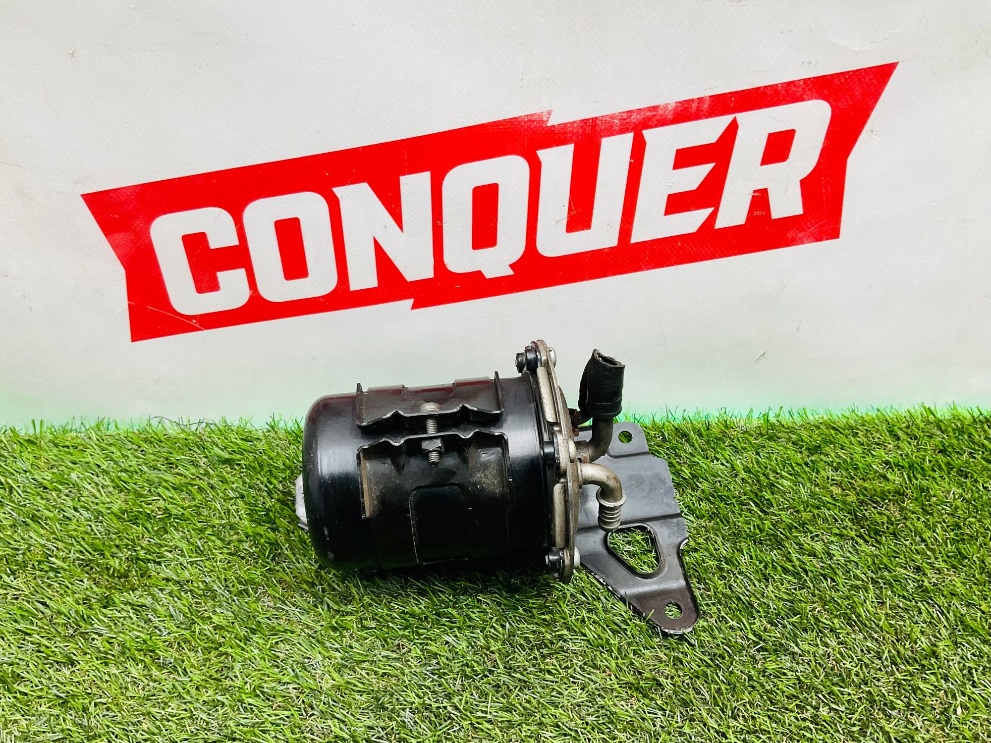 https://ycs.partsauto.market/partsauto-images/thmbs/userImages/h353NjtZg3VDP19b5HMt7LlpbQ93/part/7c2ea9a3-4004-4c54-a159-399d2c266e1e_1786792668107.jpg