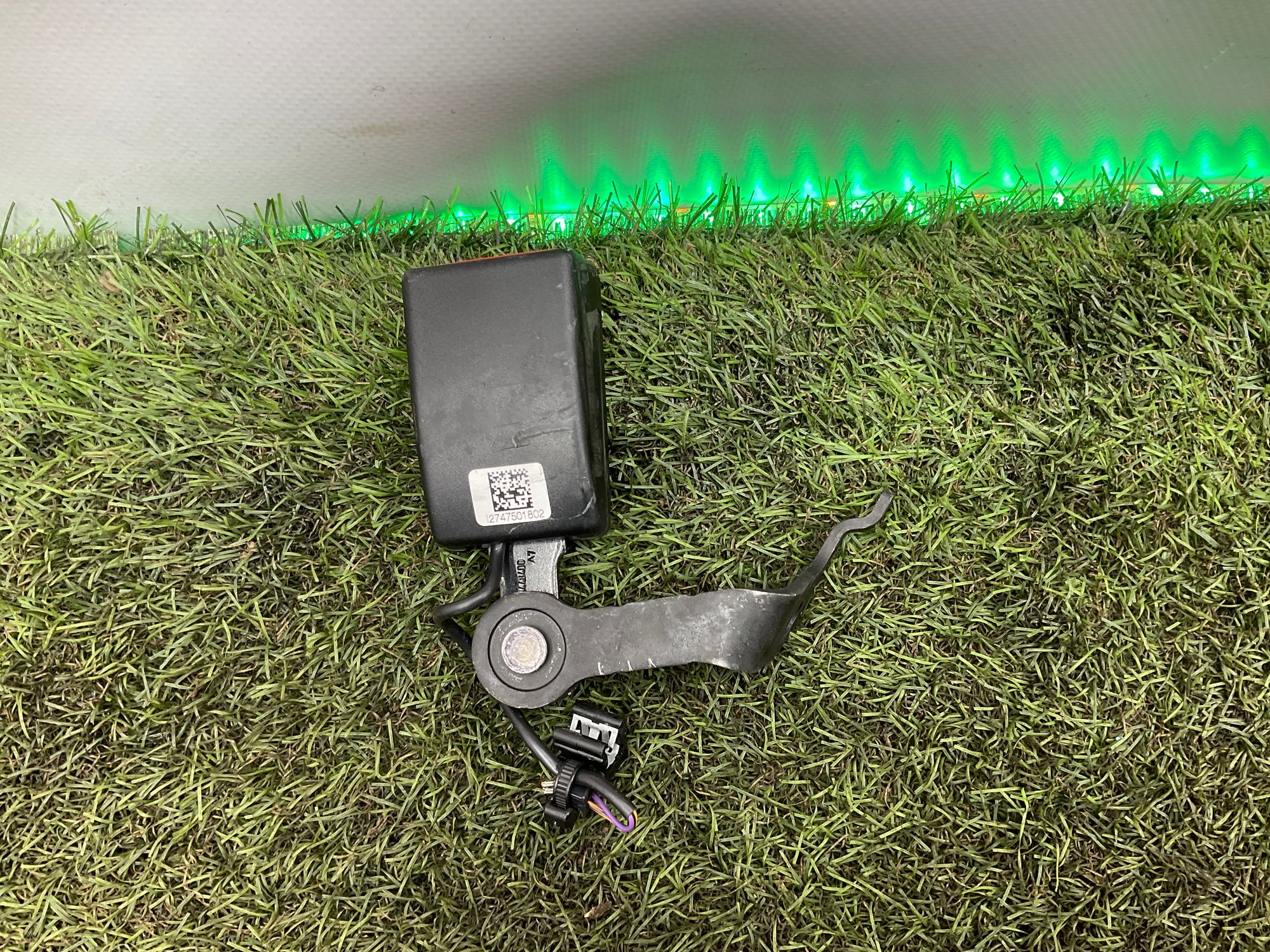 Замок ремня безопасности задний правый BMW 5 F90, 1000 рублей, Москва