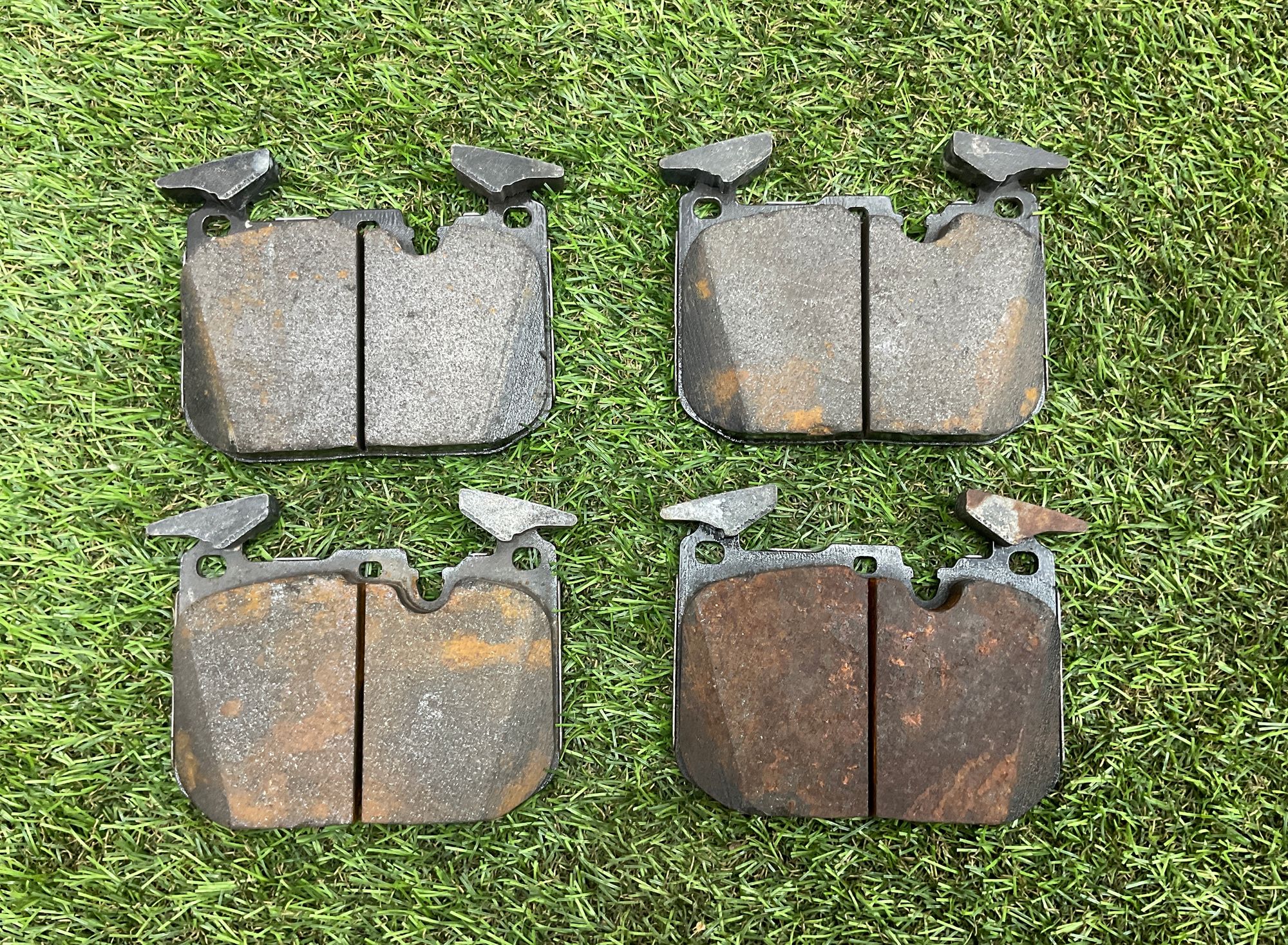 Комплект тормозных колодок передней оси BMW F87 F80 F82 F83, 12000 рублей, Москва