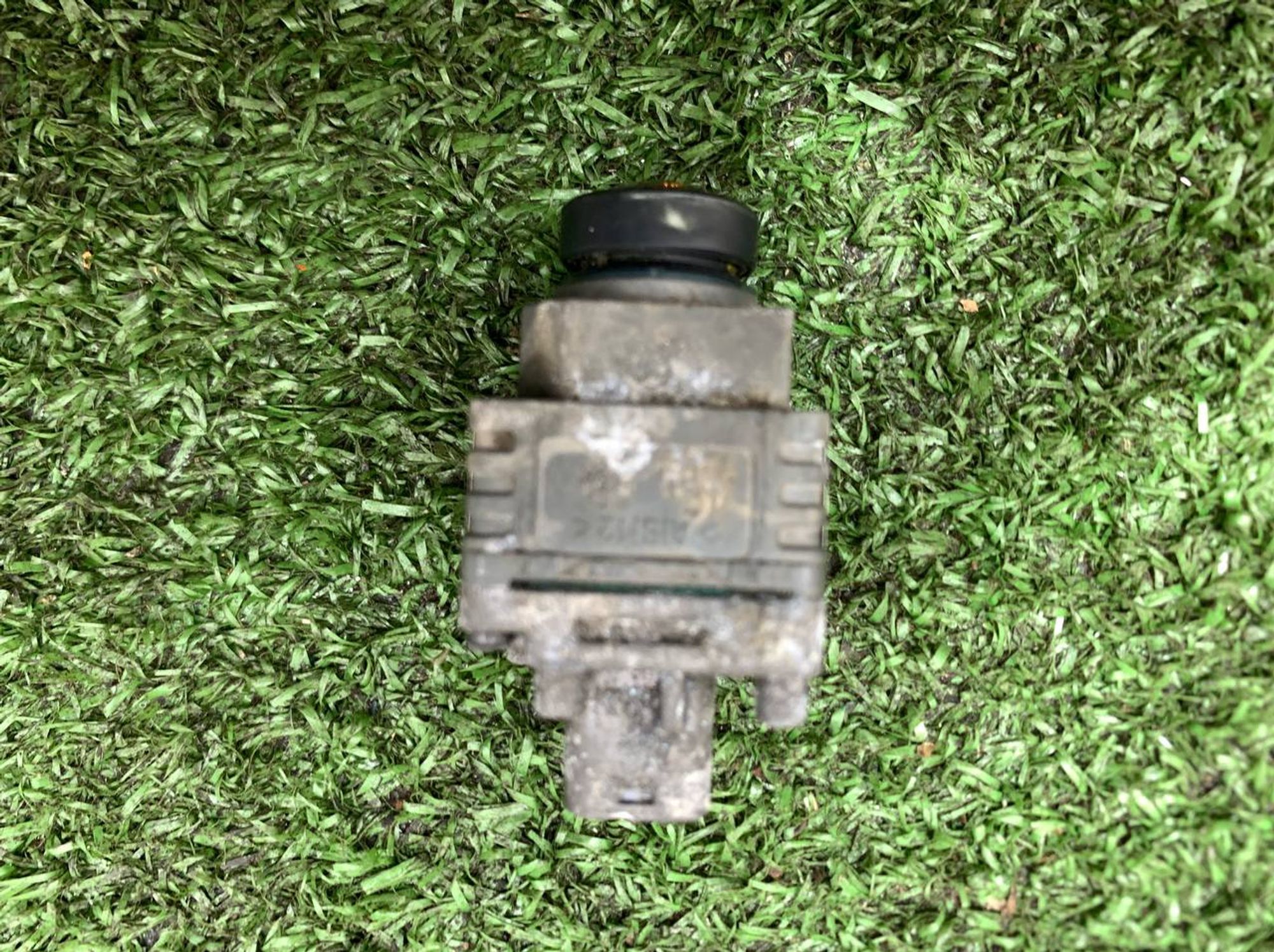 https://ycs.partsauto.market/partsauto-images/thmbs/userImages/h353NjtZg3VDP19b5HMt7LlpbQ93/part/7c683a6a-20a0-4fea-94e5-665611d447ef_1727084177421.jpg