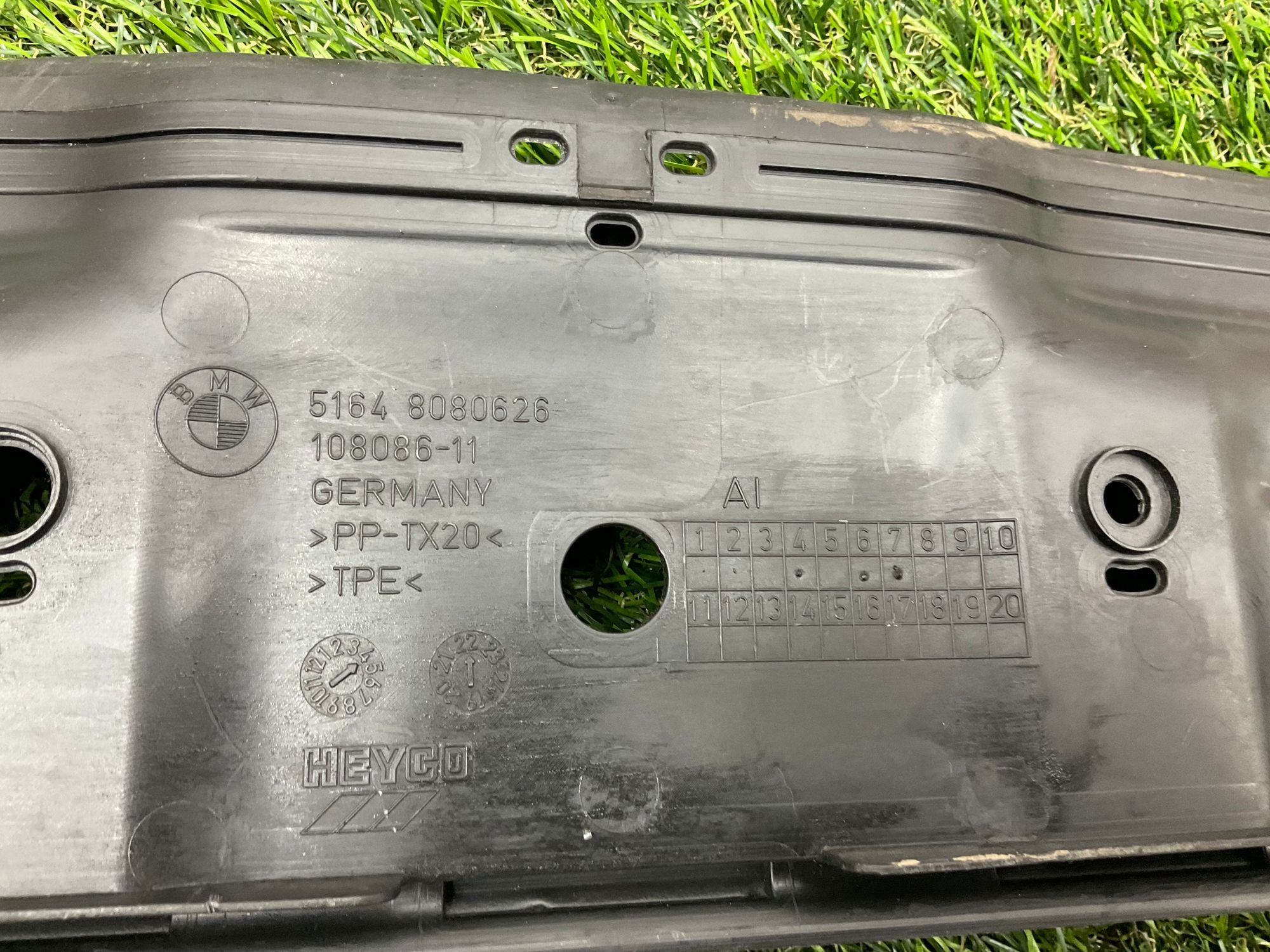 Накладка подкапотная BMW M3 G80 2022, 4000 рублей, Москва