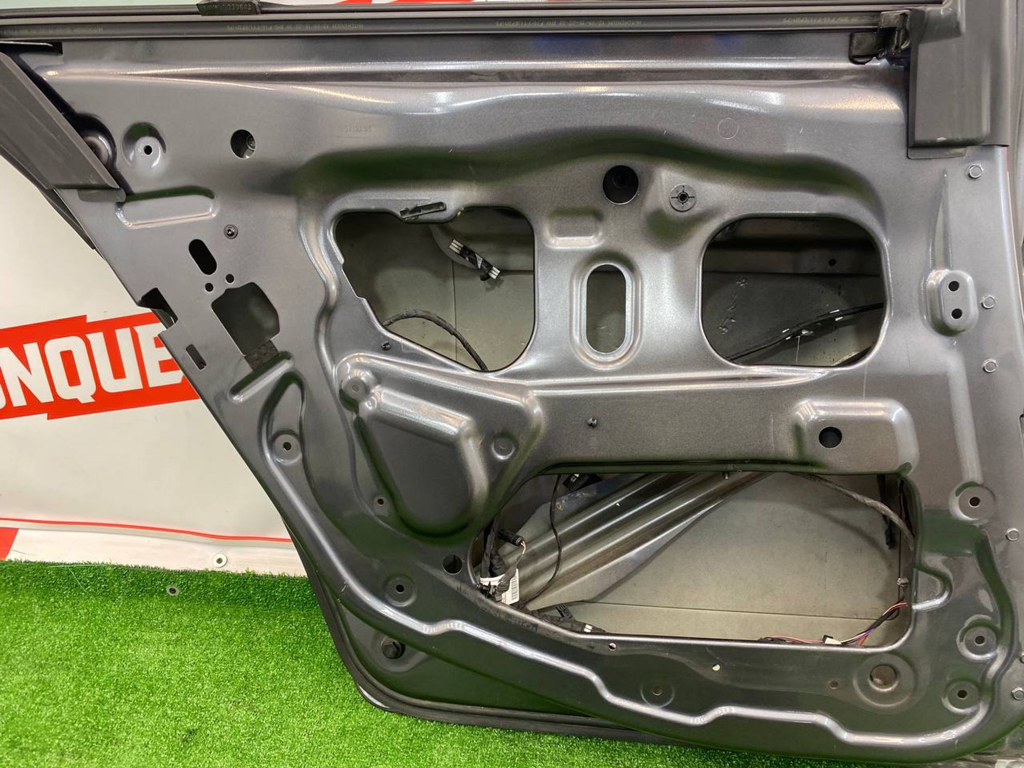 https://ycs.partsauto.market/partsauto-images/thmbs/userImages/h353NjtZg3VDP19b5HMt7LlpbQ93/part/7cb733d9-ec38-46a0-b2a8-9b6d5d45e34a_1743235293296.jpg