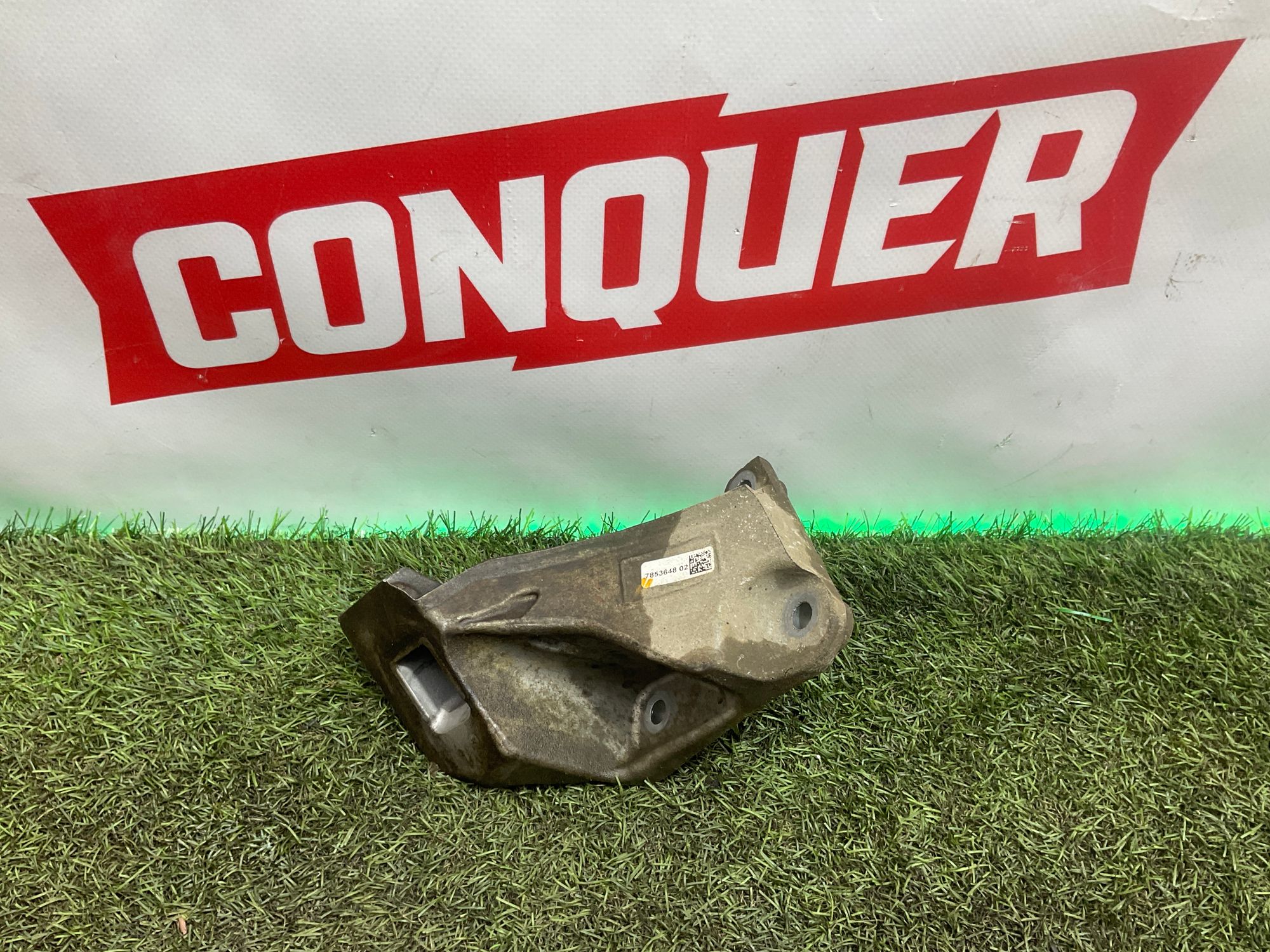 Кронштейн двигателя правый BMW M5, F90 рестайлинг 2024, 10000 рублей, Москва