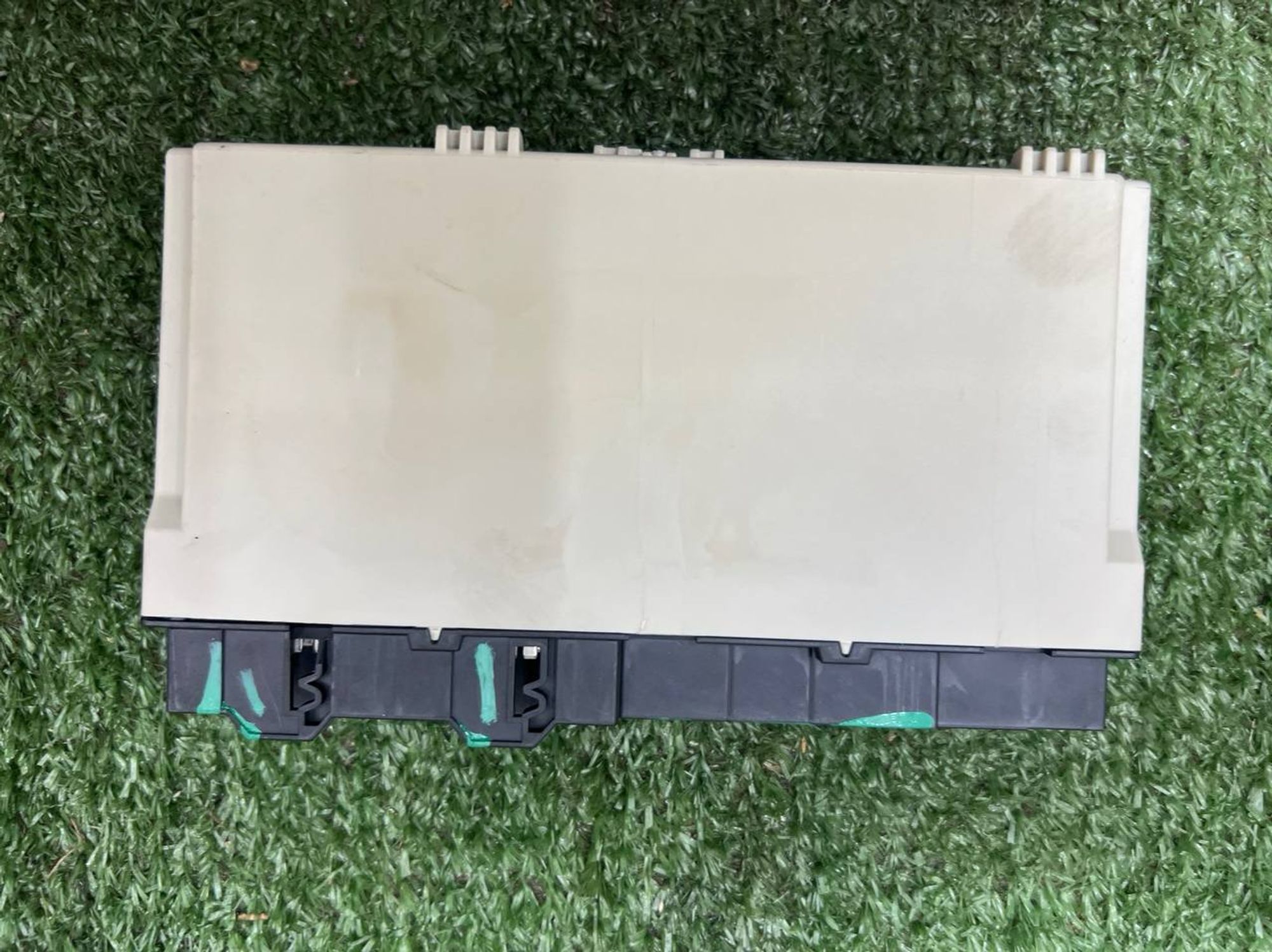https://ycs.partsauto.market/partsauto-images/thmbs/userImages/h353NjtZg3VDP19b5HMt7LlpbQ93/part/7cf523a3-073d-4dec-ad07-96722c7c8cb1_1731076218476.jpg
