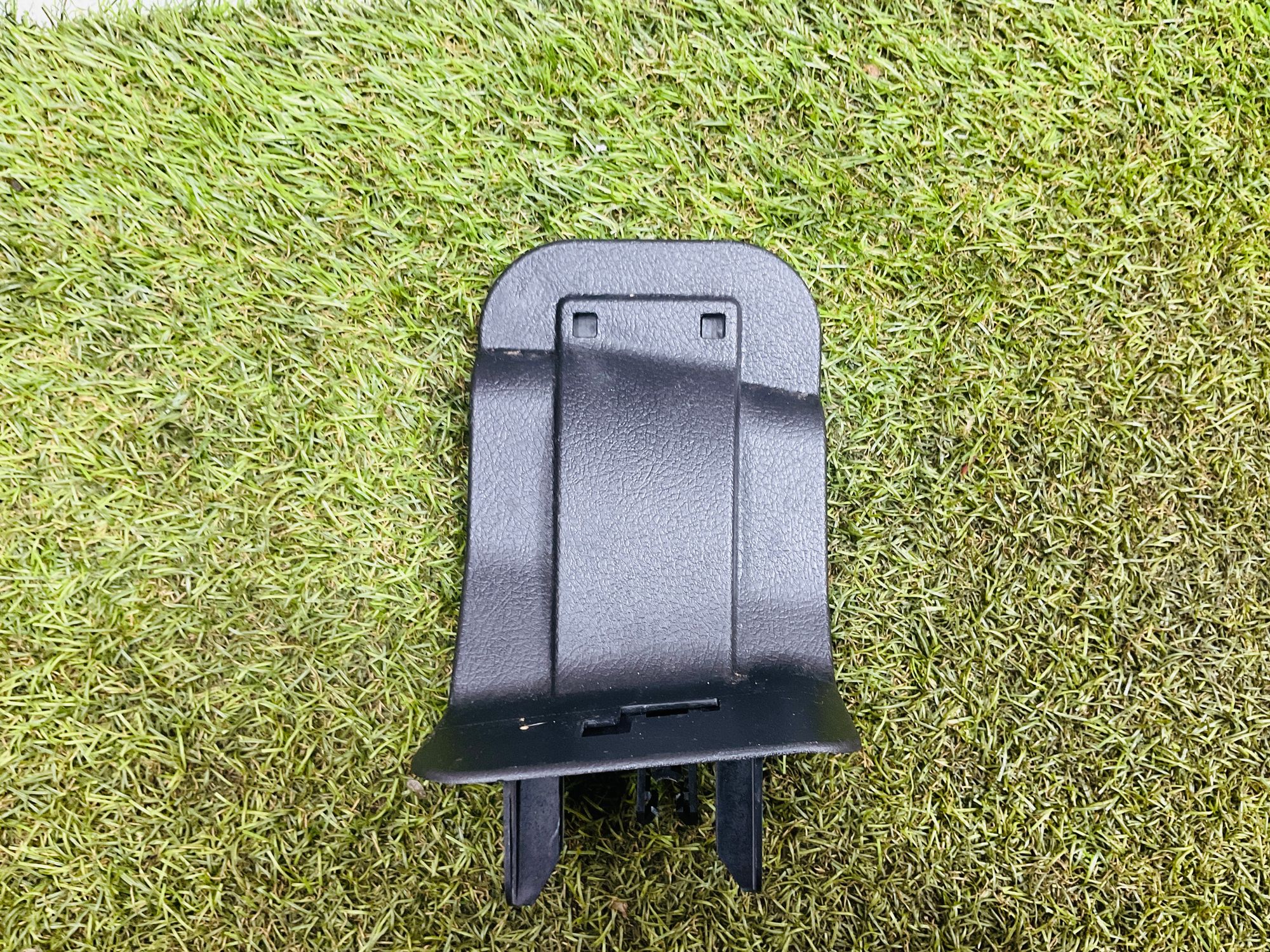 https://ycs.partsauto.market/partsauto-images/thmbs/userImages/h353NjtZg3VDP19b5HMt7LlpbQ93/part/7dee5c30-cdc2-469a-9093-f4dca14c494a_1779807796187.jpg