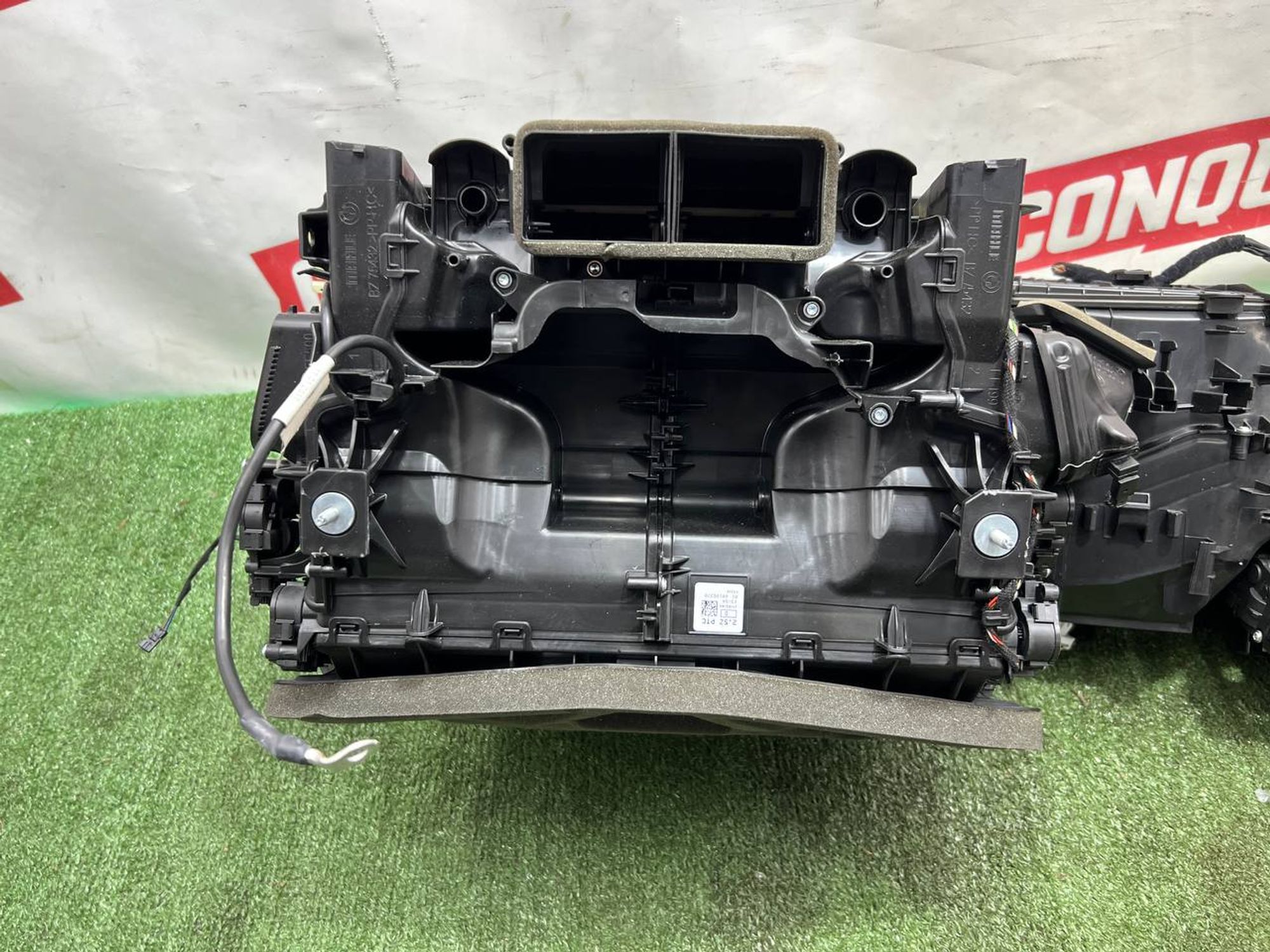 https://ycs.partsauto.market/partsauto-images/thmbs/userImages/h353NjtZg3VDP19b5HMt7LlpbQ93/part/7e47edac-b7f1-4895-b23c-45ae675ddb5f_1730289502774.jpg