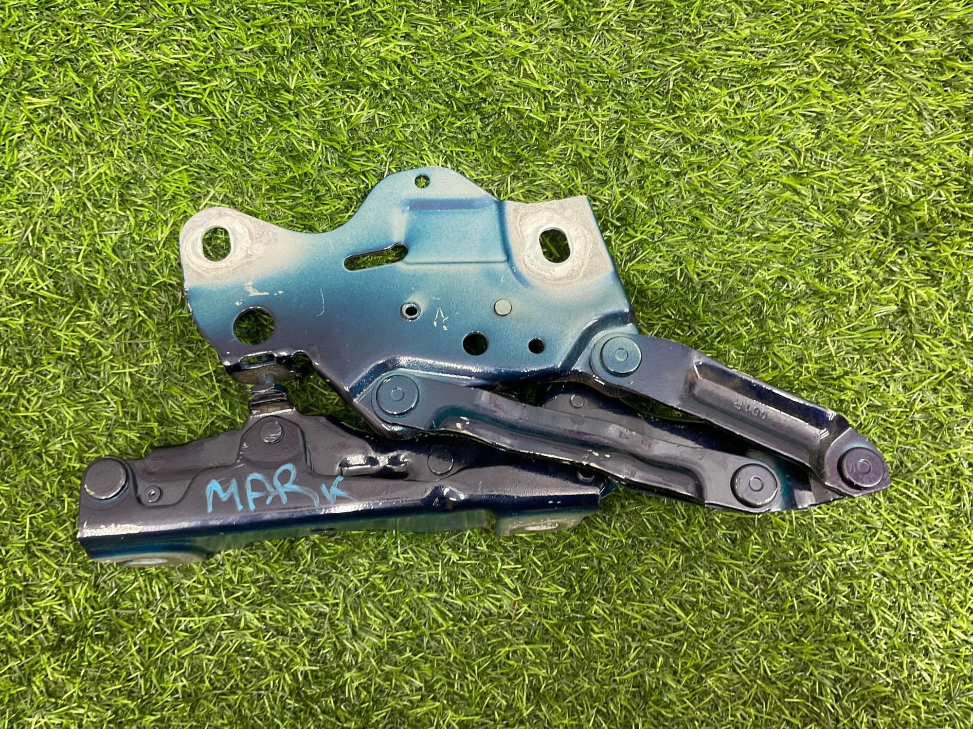 https://ycs.partsauto.market/partsauto-images/thmbs/userImages/h353NjtZg3VDP19b5HMt7LlpbQ93/part/7e83a9d9-885e-4760-a659-57fce4d1c7f8_1734707830234.jpg