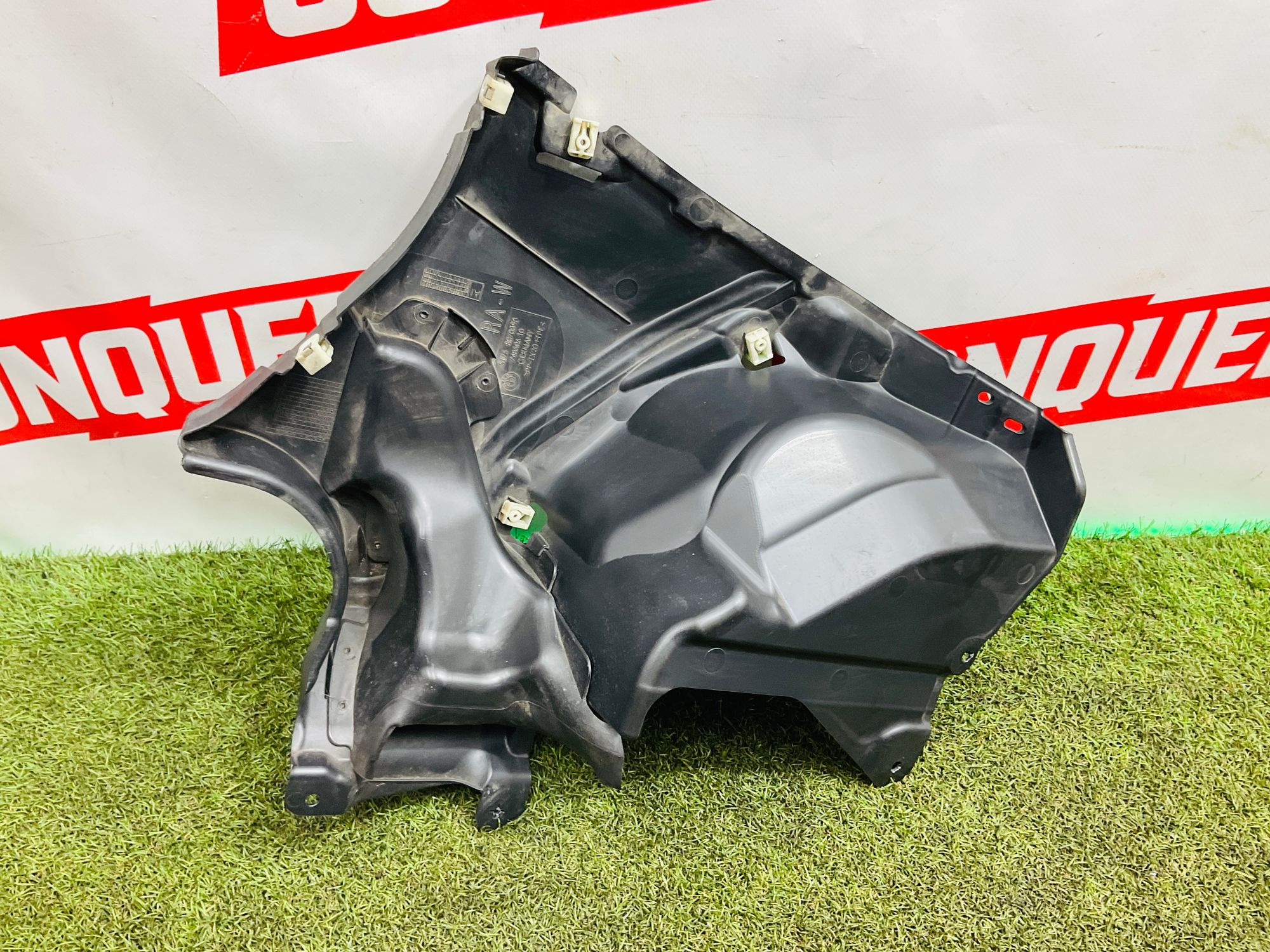 https://ycs.partsauto.market/partsauto-images/thmbs/userImages/h353NjtZg3VDP19b5HMt7LlpbQ93/part/7eac78fc-c5c3-4882-94ba-0a2622042c14_1778771705944.jpg