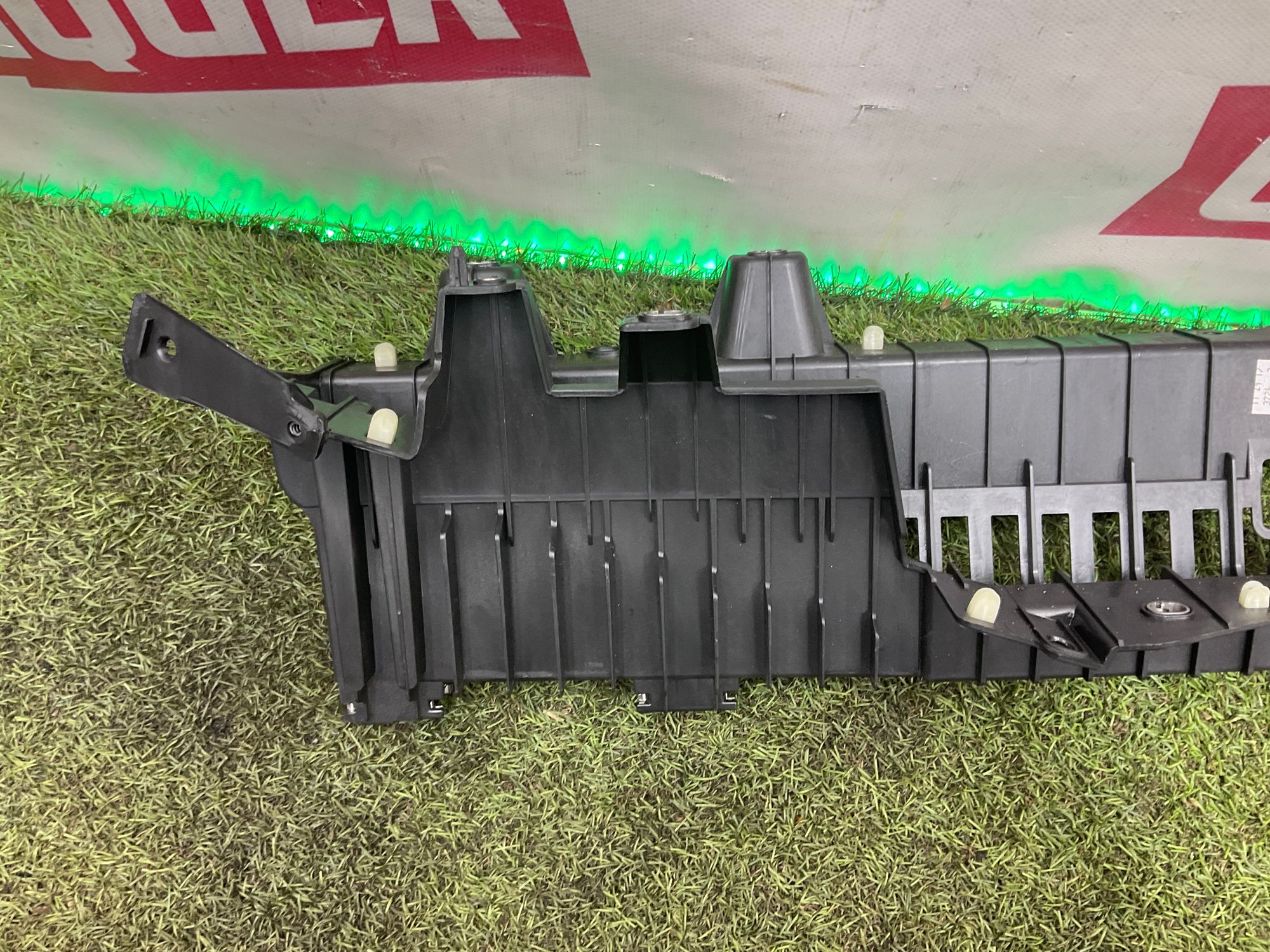 Кронштейн пола багажника правый BMW X6 M, F86, 1000 рублей, Москва