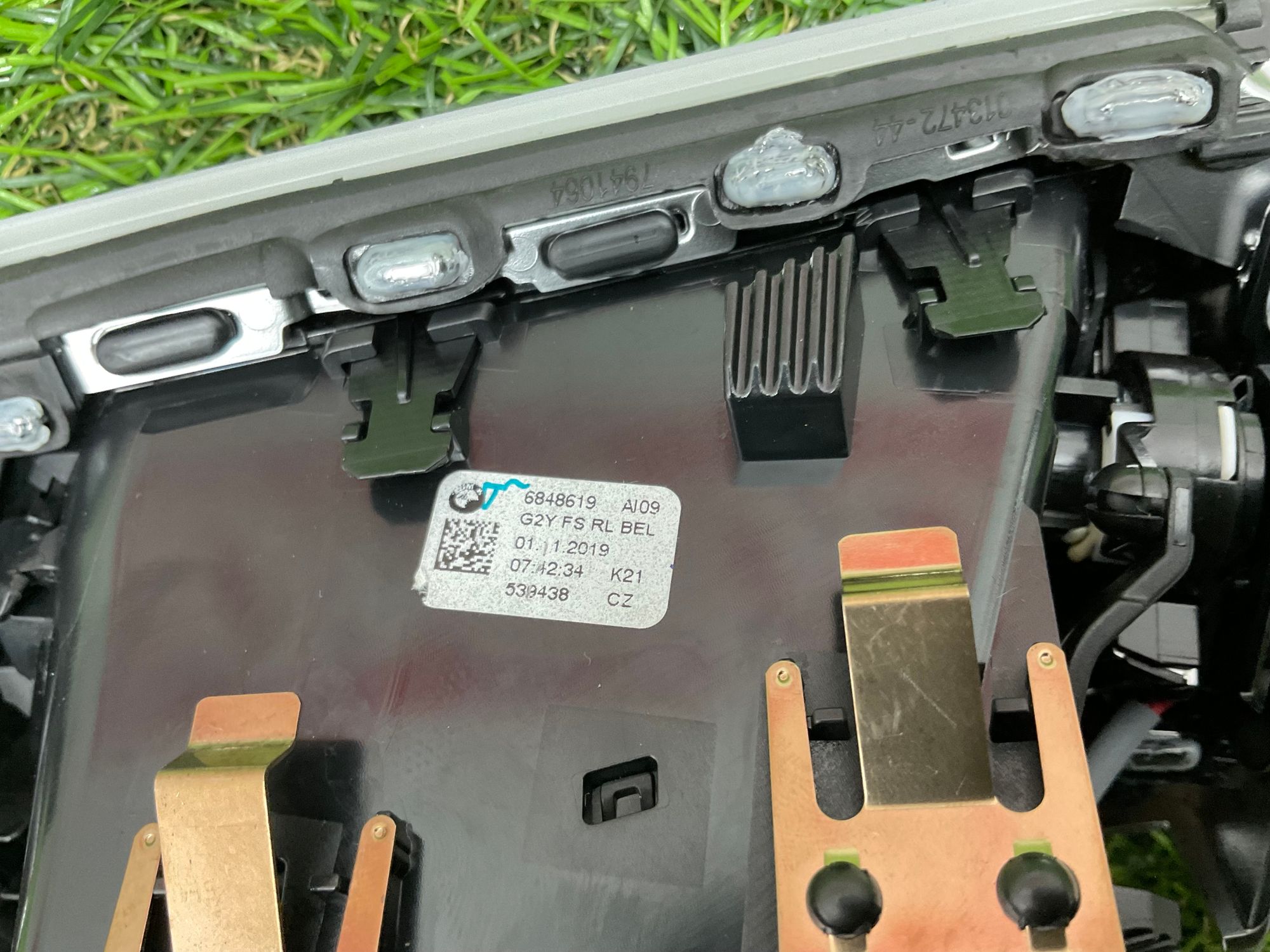 https://ycs.partsauto.market/partsauto-images/thmbs/userImages/h353NjtZg3VDP19b5HMt7LlpbQ93/part/7f6ca95d-5080-4c9a-8d2d-2b5e8944784c_1781522471477.jpg