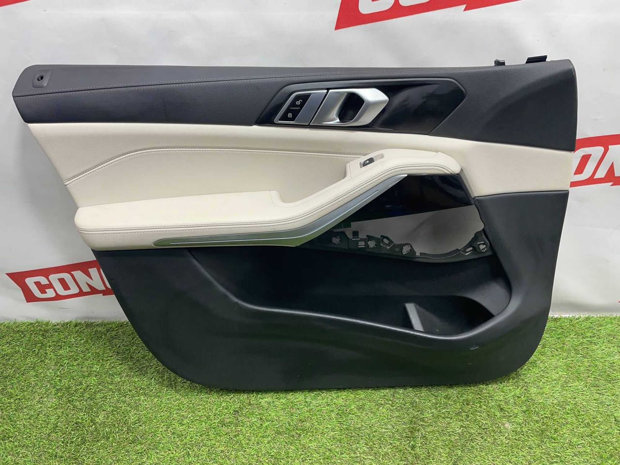 https://ycs.partsauto.market/partsauto-images/thmbs/userImages/h353NjtZg3VDP19b5HMt7LlpbQ93/part/7f7485c7-2bf9-480e-8ba5-c9d611fbb6e0_1710842843585.jpg