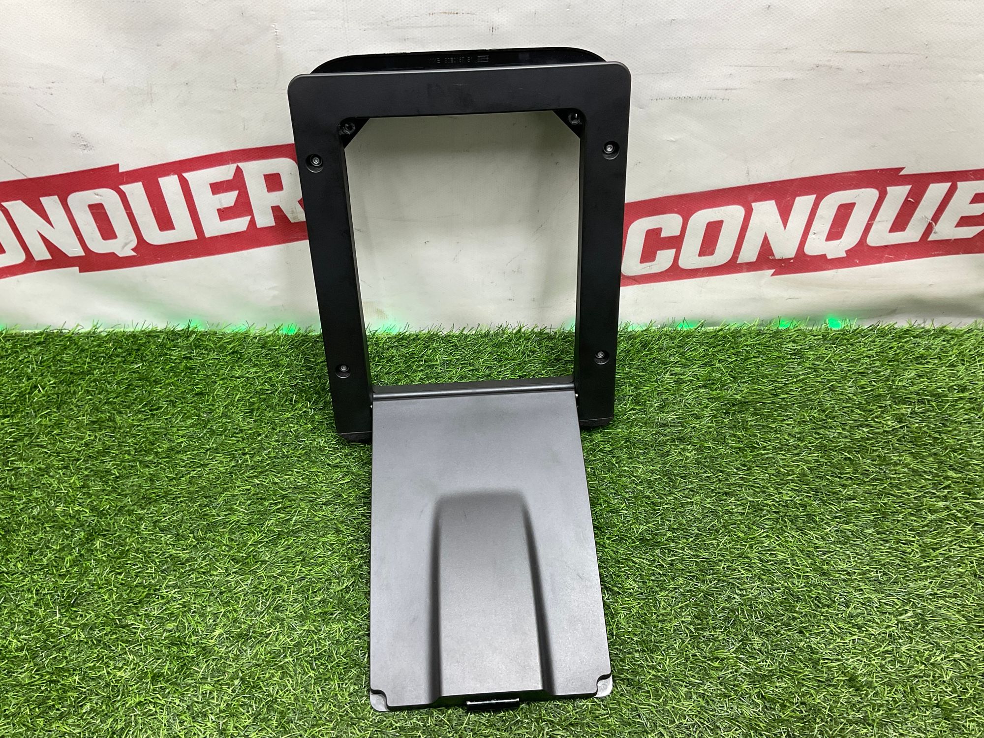 https://ycs.partsauto.market/partsauto-images/thmbs/userImages/h353NjtZg3VDP19b5HMt7LlpbQ93/part/7fcc46d5-d3be-495e-80f4-240e2605849a_1735292833462.jpg