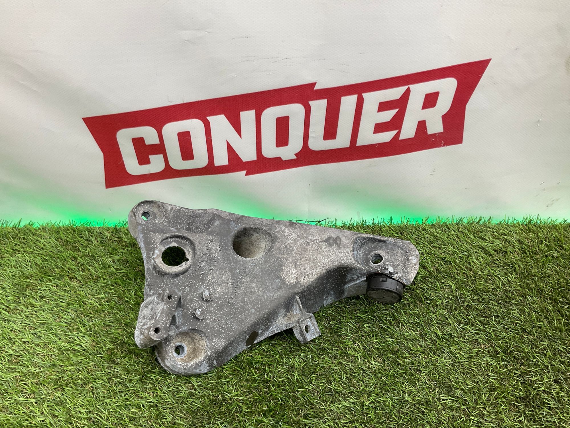 Кронштейн двигателя левый BMW X5 F15 N57, 1500 рублей, Москва