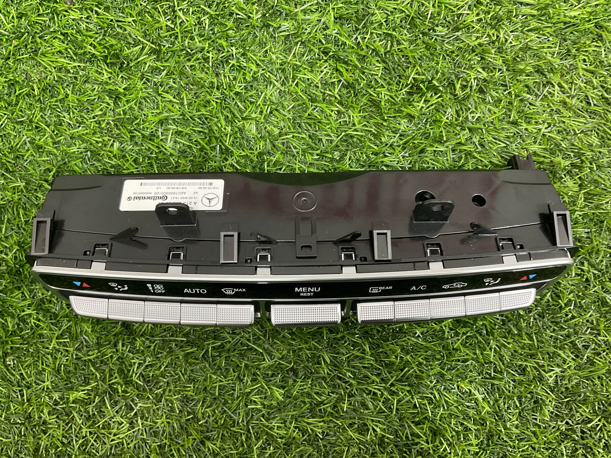 https://ycs.partsauto.market/partsauto-images/thmbs/userImages/h353NjtZg3VDP19b5HMt7LlpbQ93/part/8030db3d-b7ef-488d-90af-f4f5c8b9e174_1742029697371.jpg