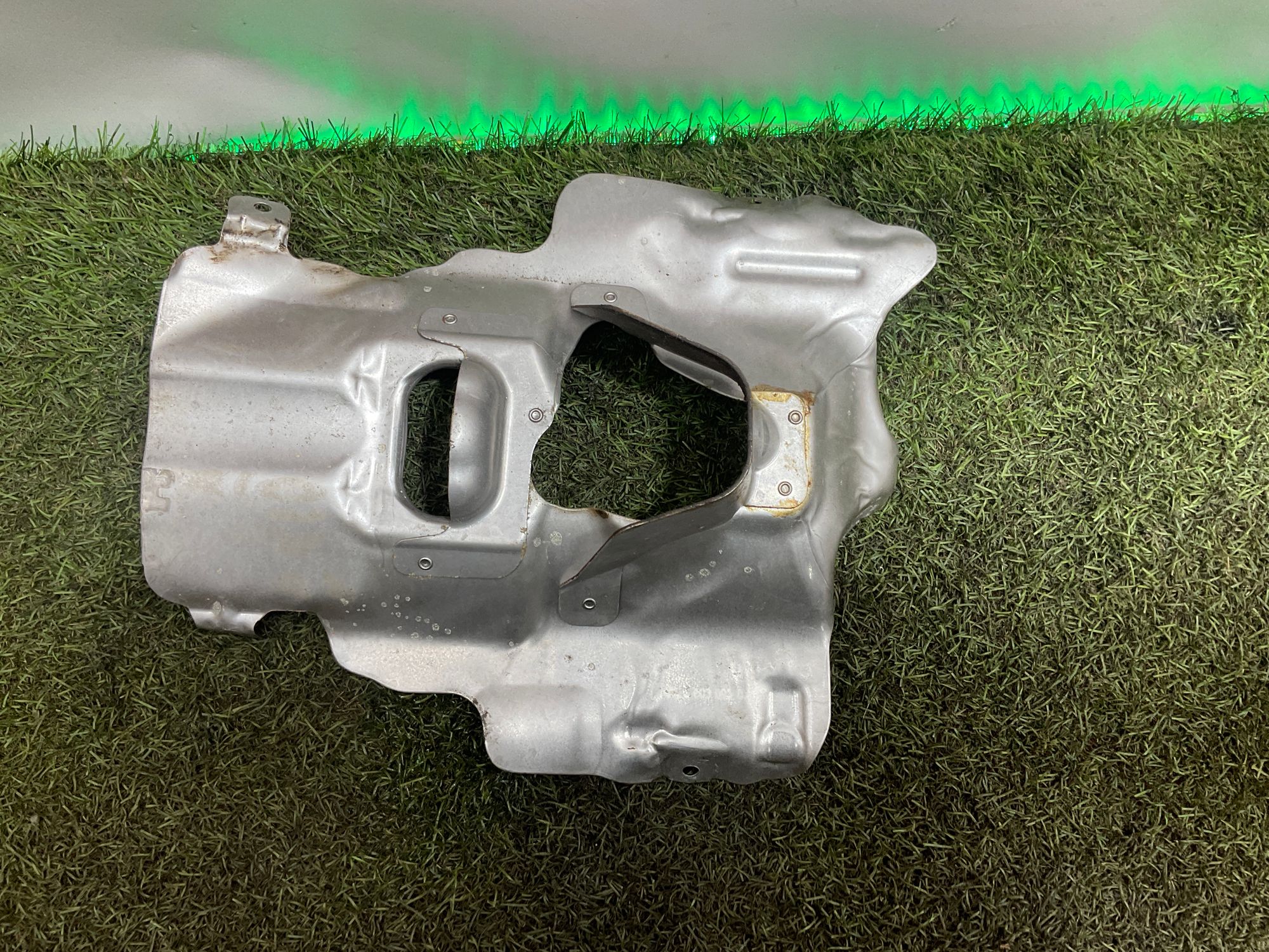 Экран турбины тепловой BMW X5 F15 2018, 1500 рублей, Москва