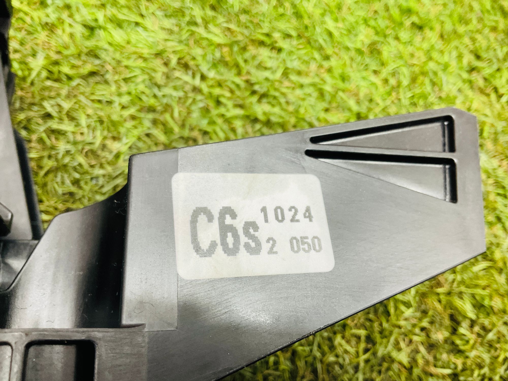 https://ycs.partsauto.market/partsauto-images/thmbs/userImages/h353NjtZg3VDP19b5HMt7LlpbQ93/part/807cd712-2db7-4fd5-917a-37caaab54978_1780054567475.jpg