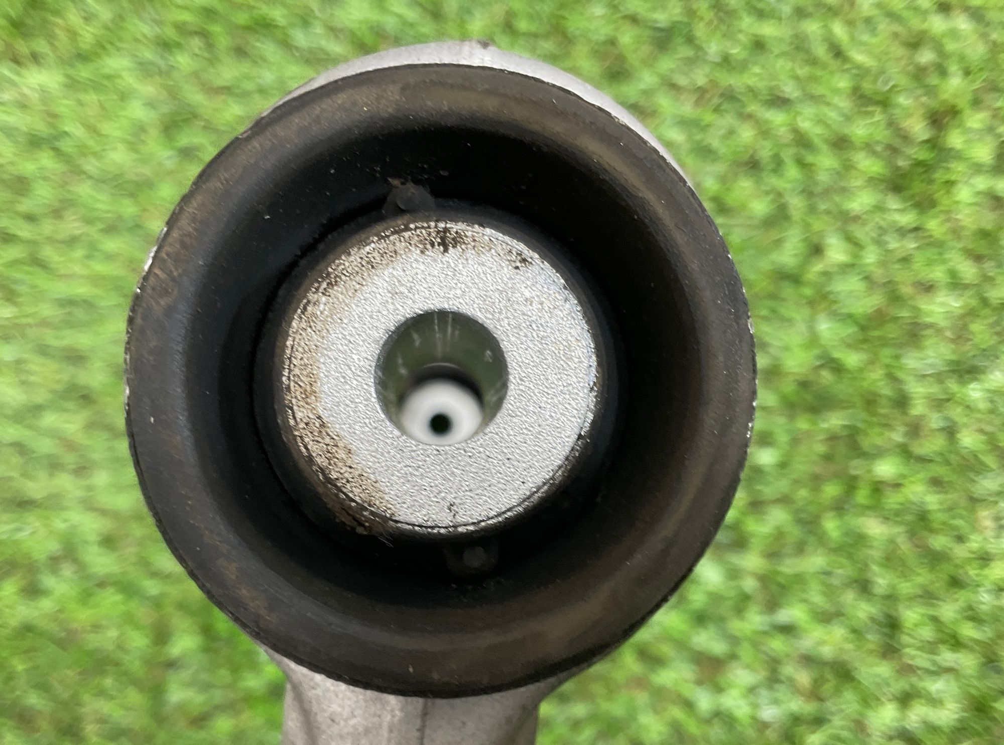 https://ycs.partsauto.market/partsauto-images/thmbs/userImages/h353NjtZg3VDP19b5HMt7LlpbQ93/part/809dd3c1-e6d0-417e-b570-e11f1bc32af4_1746862643680.jpg