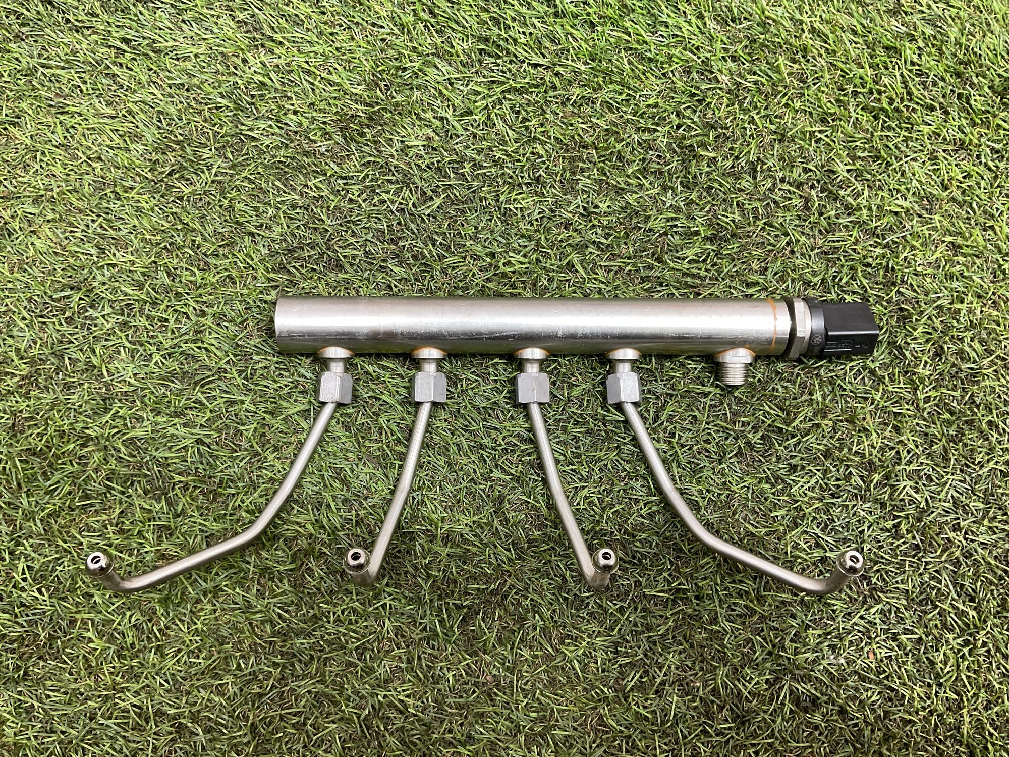 Рампа топливная BMW 5 серия, F10/F11/F07 N20, 1000 рублей, Москва