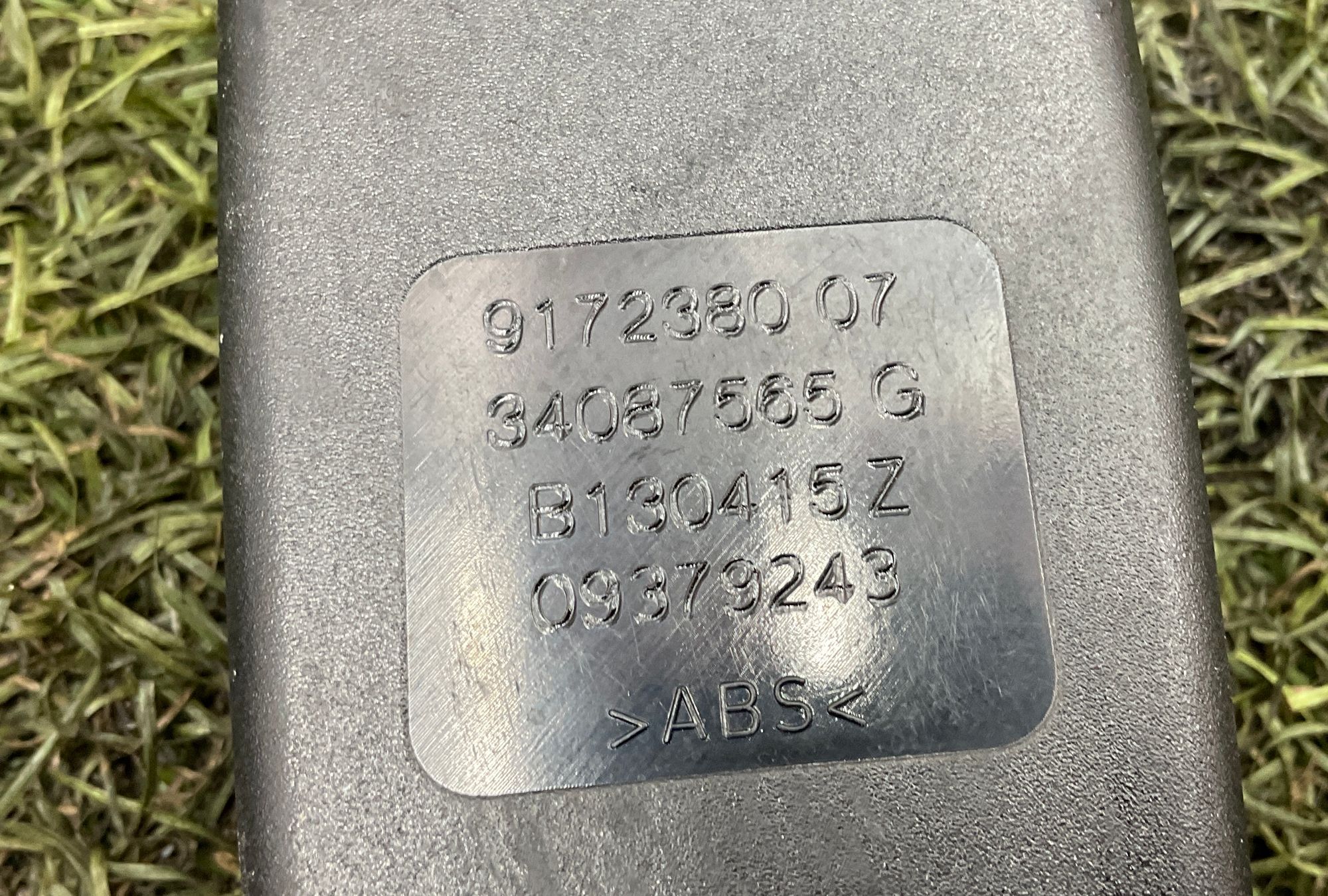 Замок ремня безопасности задний правый BMW 6 F06, 1000 рублей, Москва