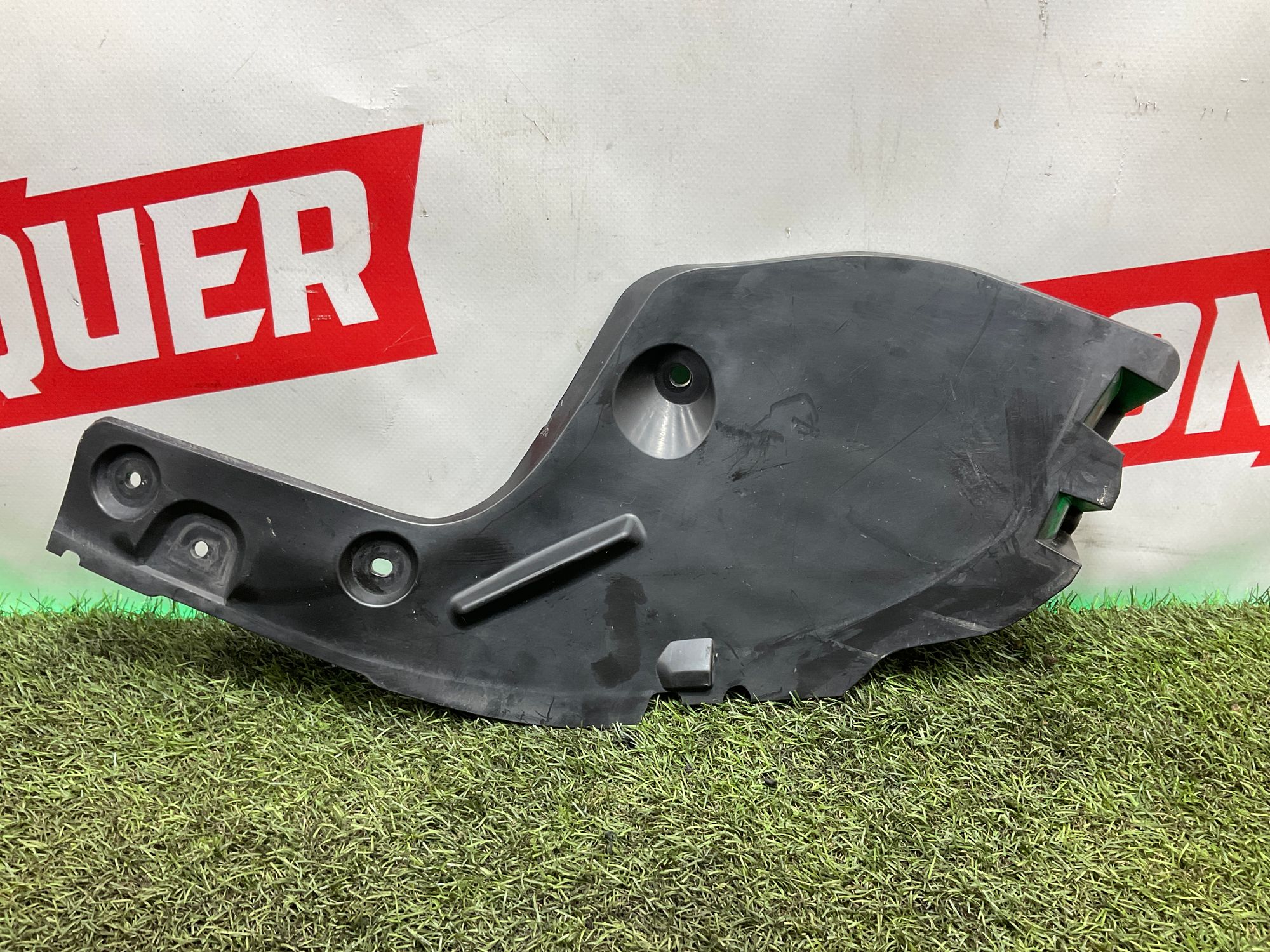 Крепление заднего бампера  правое Toyota Land Cruiser 300 (2021—2023) 2022, 2000 рублей, Москва