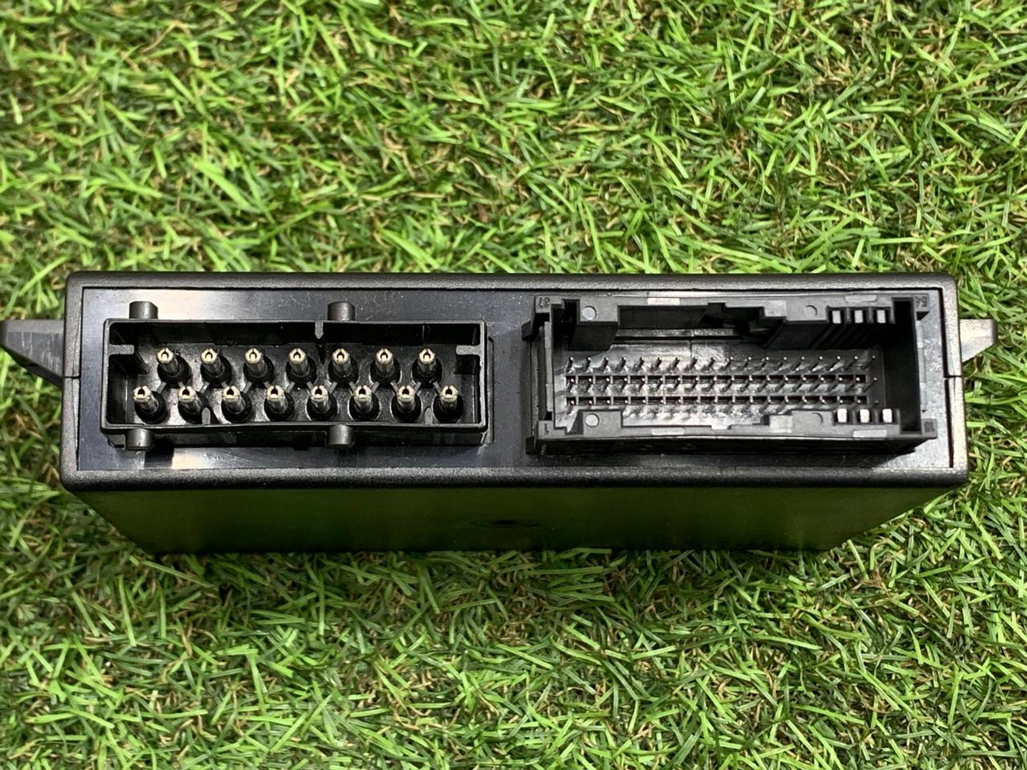 https://ycs.partsauto.market/partsauto-images/thmbs/userImages/h353NjtZg3VDP19b5HMt7LlpbQ93/part/81b4426e-acea-4a1e-a461-d1044c267d8c_1708610199223.jpg