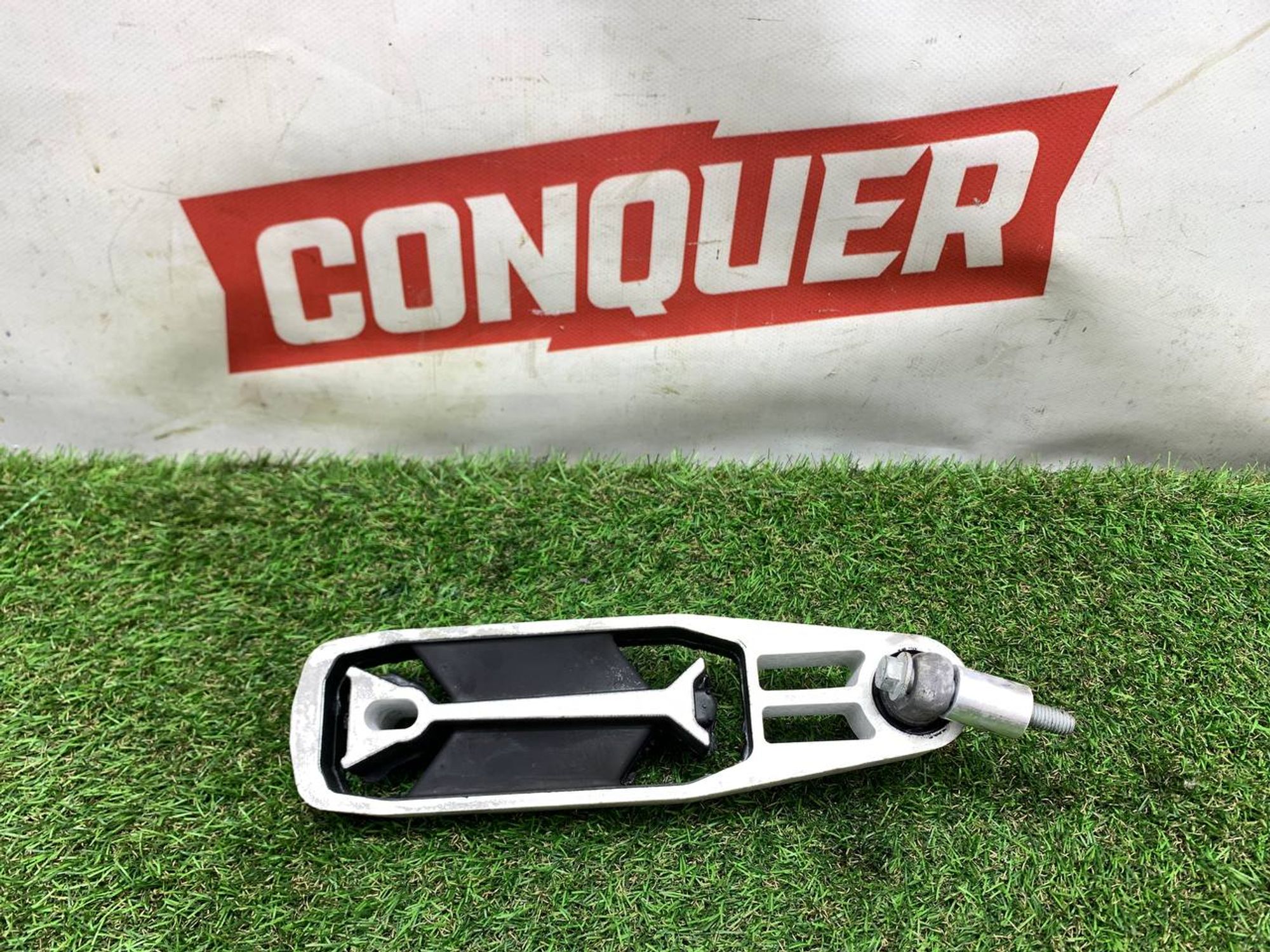 https://ycs.partsauto.market/partsauto-images/thmbs/userImages/h353NjtZg3VDP19b5HMt7LlpbQ93/part/822385a1-0957-495f-804d-9b4f3f925dd3_1717143813479.jpg