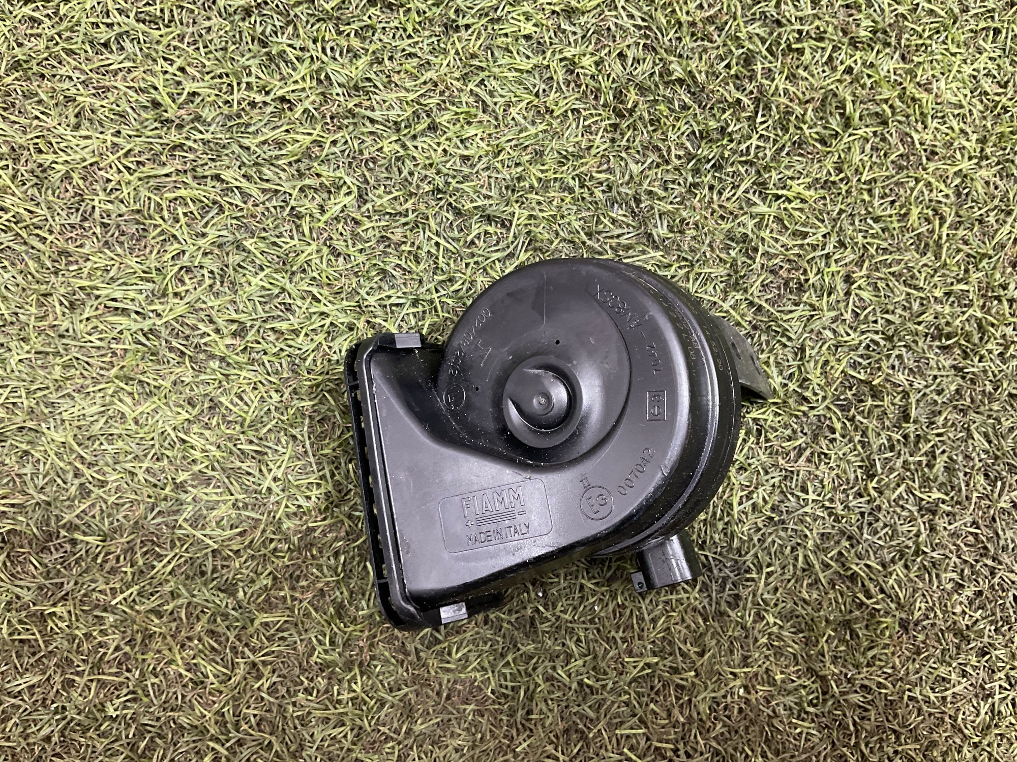 Звуковой сигнал левый Land Rover Defender II L663 2022, 5000 рублей, Москва