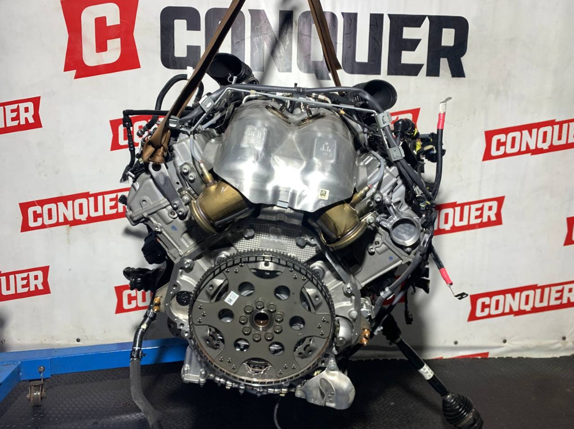 https://ycs.partsauto.market/partsauto-images/thmbs/userImages/h353NjtZg3VDP19b5HMt7LlpbQ93/part/8255b06a-0739-4904-b812-56d4b0bc6751_1733148730415.jpg