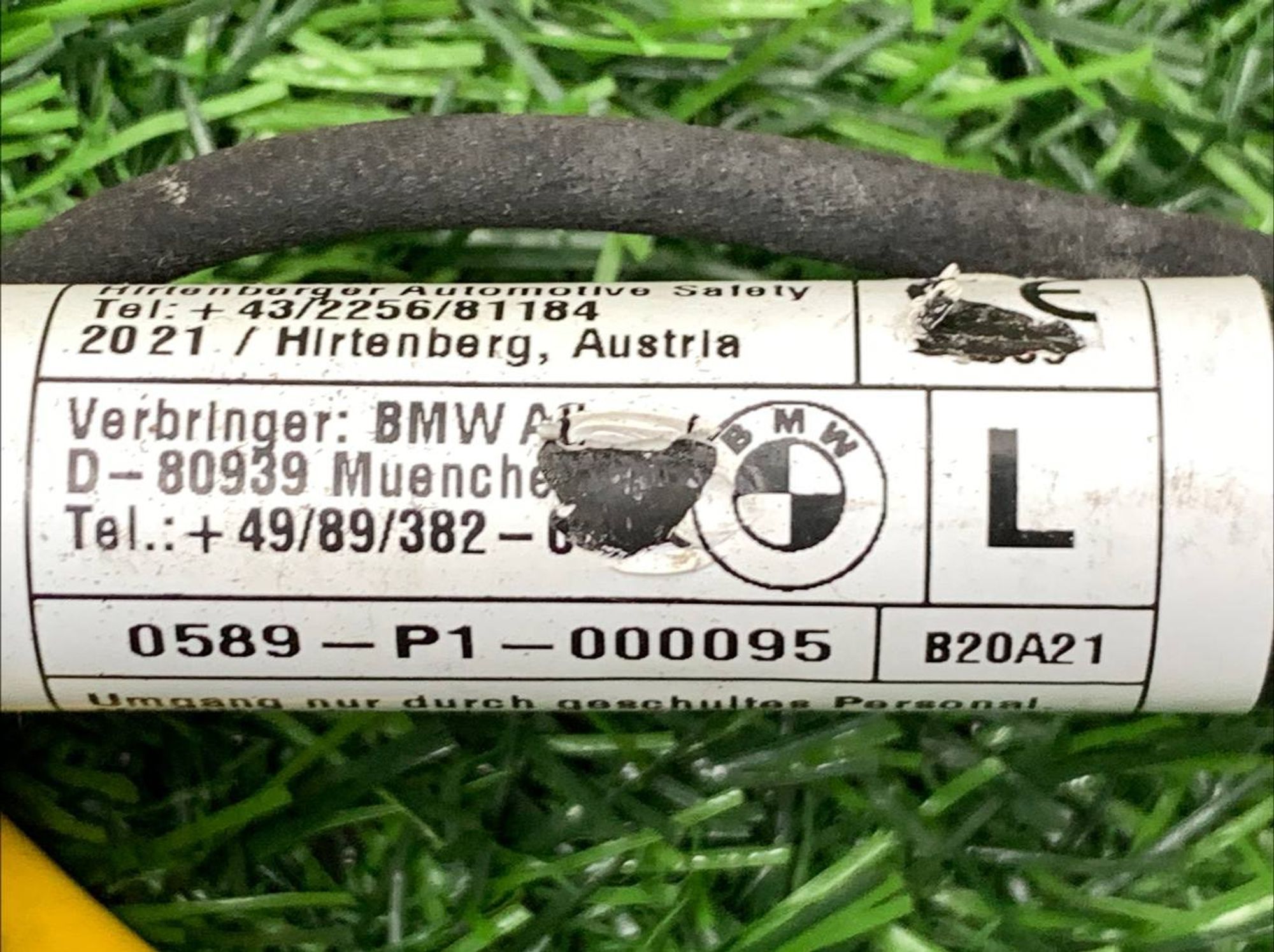 https://ycs.partsauto.market/partsauto-images/thmbs/userImages/h353NjtZg3VDP19b5HMt7LlpbQ93/part/8279dd86-340b-4628-82fe-762f2584e022_1732784398776.jpg