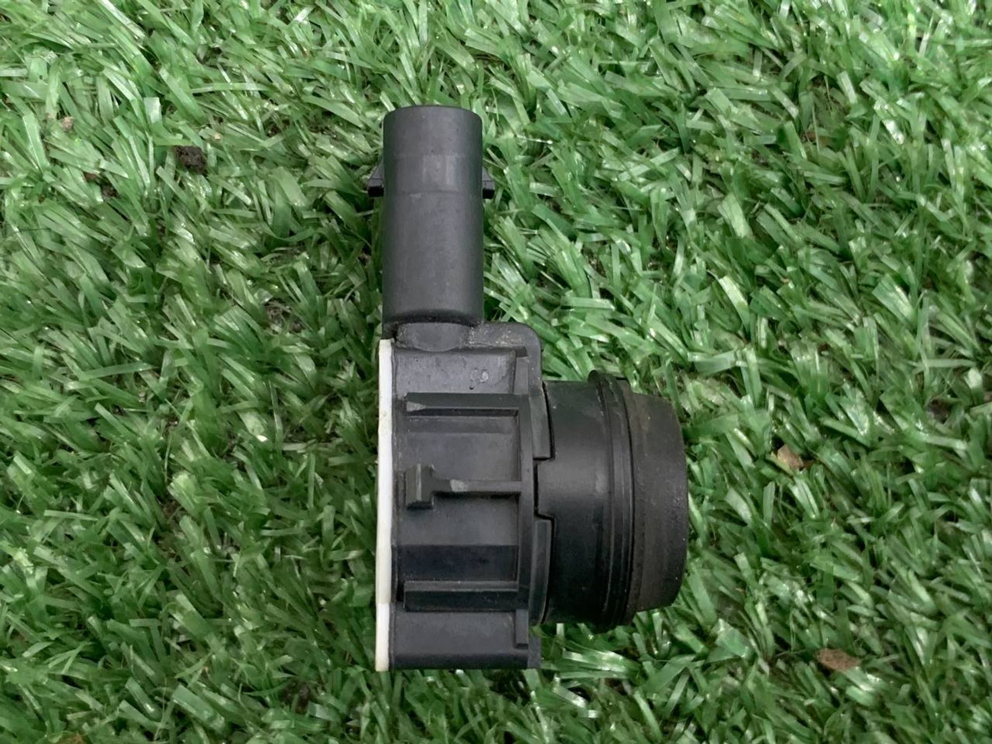https://ycs.partsauto.market/partsauto-images/thmbs/userImages/h353NjtZg3VDP19b5HMt7LlpbQ93/part/8286d8dc-5a32-4667-a4cf-051ed81844c4_1732354612280.jpg