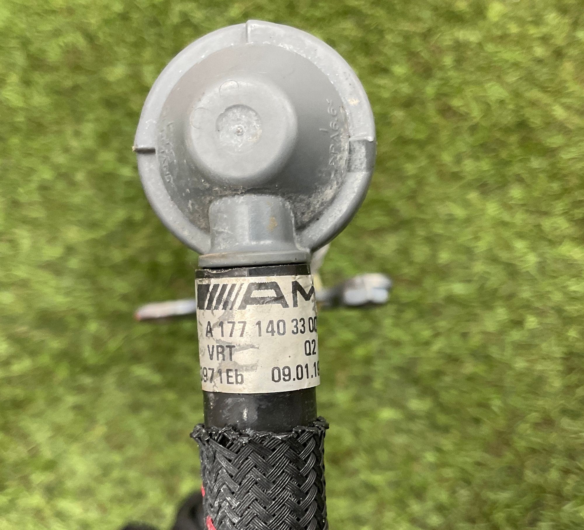 https://ycs.partsauto.market/partsauto-images/thmbs/userImages/h353NjtZg3VDP19b5HMt7LlpbQ93/part/82be8ec6-6aa3-4ebd-940a-32ff3dc98ba3_1749890809149.jpg