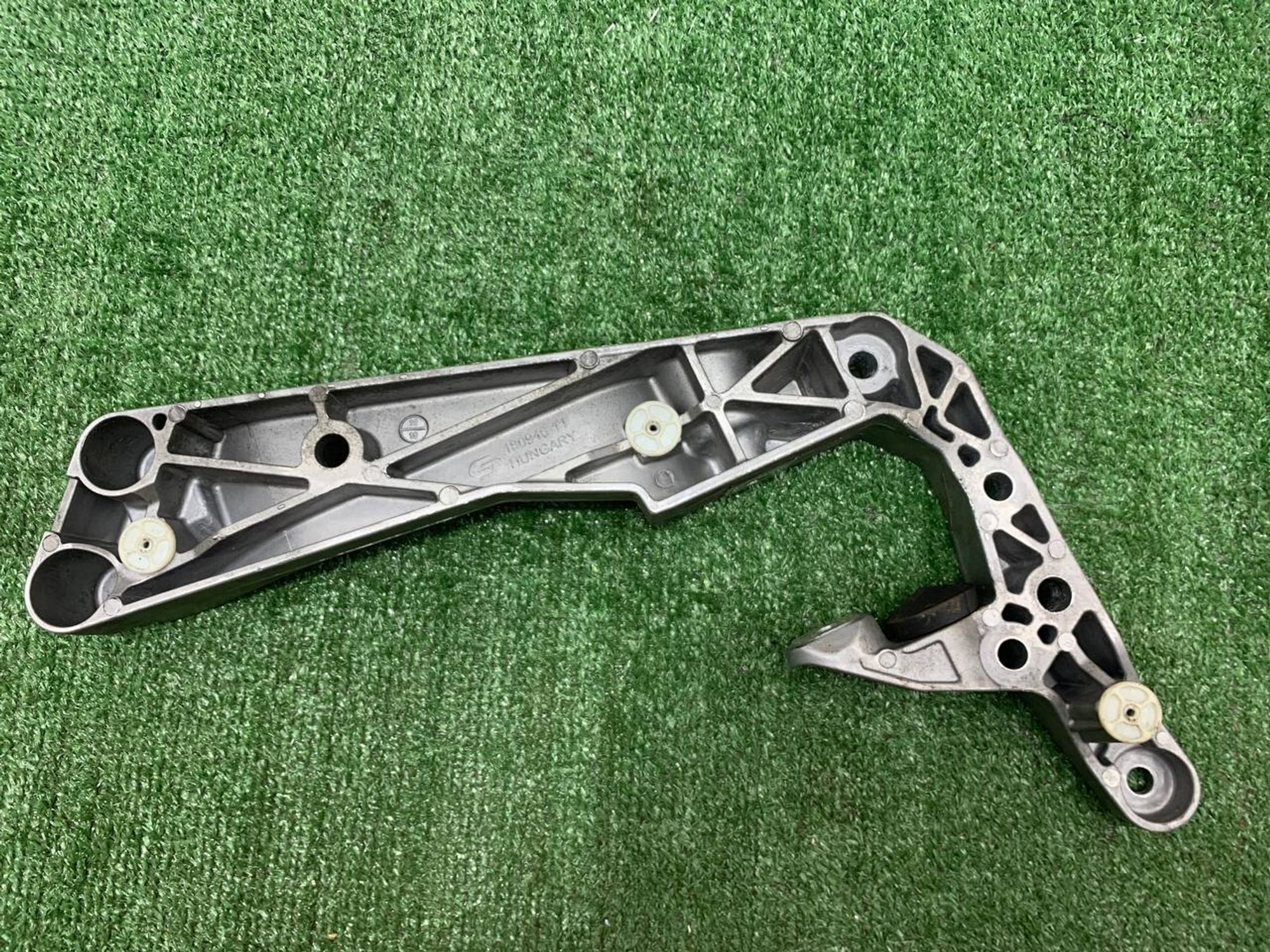 Кронштейн крепления AКПП BMW X5 G05 G18 X6 G06 X7, 4000 рублей, Москва