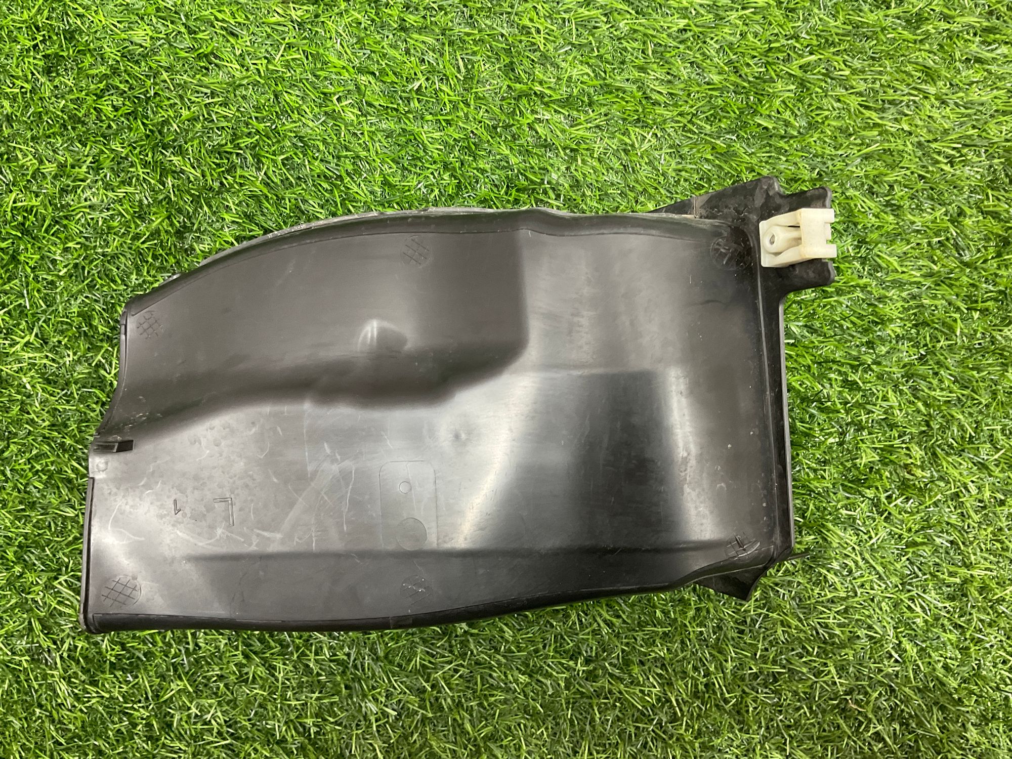 https://ycs.partsauto.market/partsauto-images/thmbs/userImages/h353NjtZg3VDP19b5HMt7LlpbQ93/part/8315baa5-be3d-4f36-bed7-9e2863047bdd_1734426611653.jpg