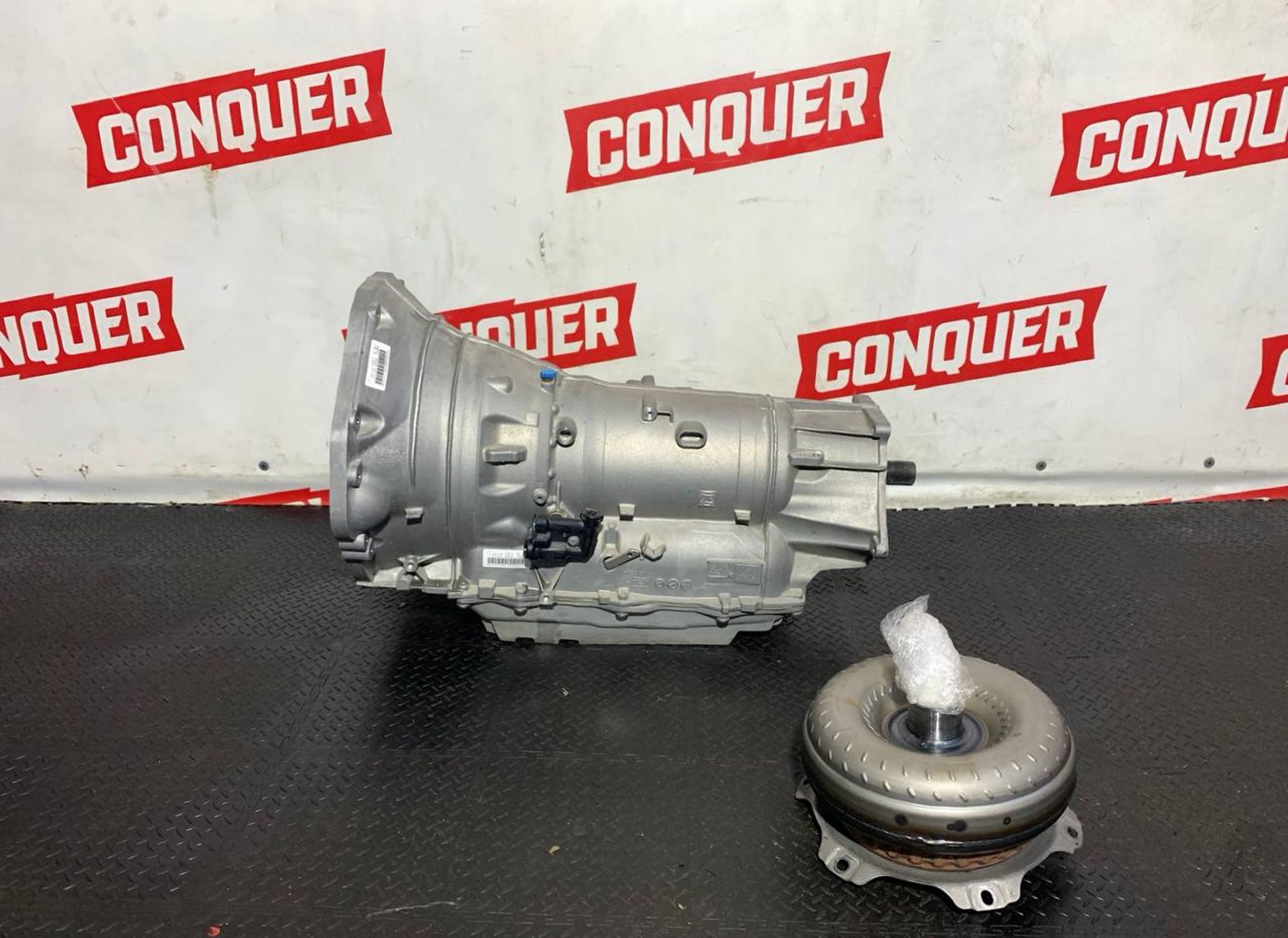 https://ycs.partsauto.market/partsauto-images/thmbs/userImages/h353NjtZg3VDP19b5HMt7LlpbQ93/part/831e4eaa-29ba-4191-9bd2-a94fb852585b_1733144441355.jpg